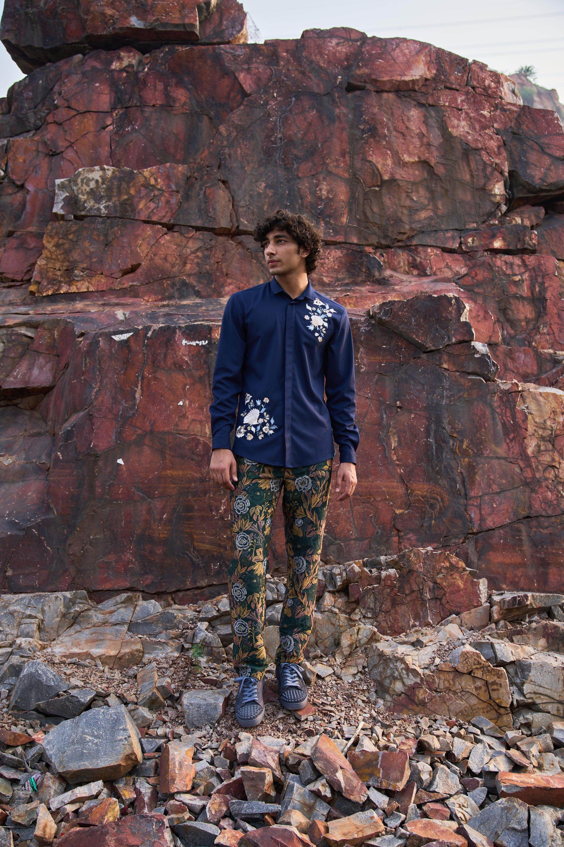 FLORAL EMBROIDERED SHIRT - dash and dot