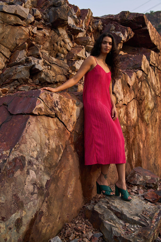 PINK PLEATED MIDI DRESS - dash and dot dash and dot