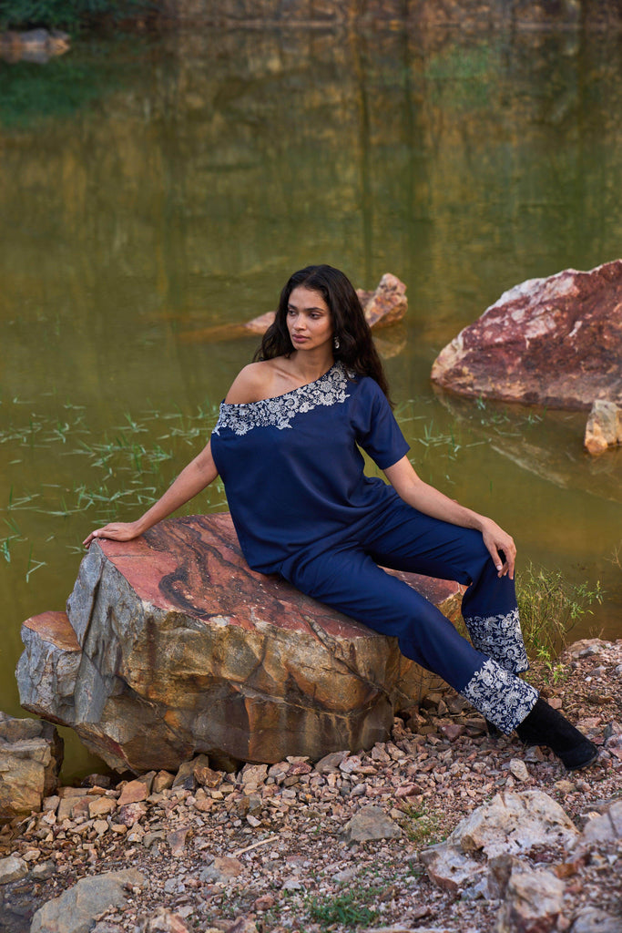 EXPOSED SHOULDER EMBROIDERED TOP - dash and dot dash and dot