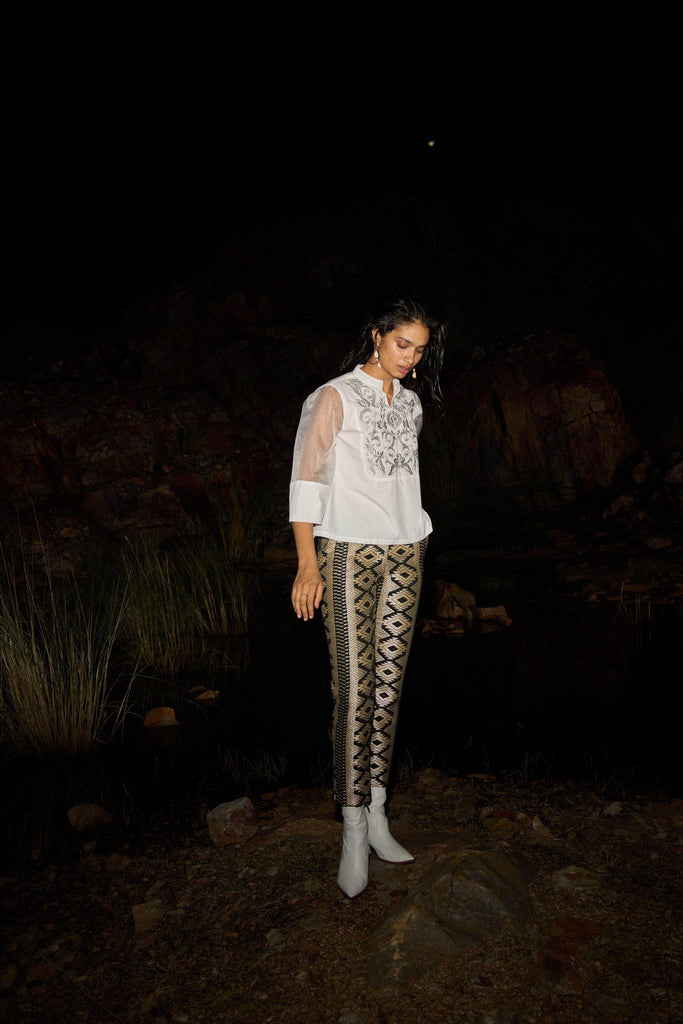 EMBROIDERED BIB BLOUSE - dash and dot dash and dot