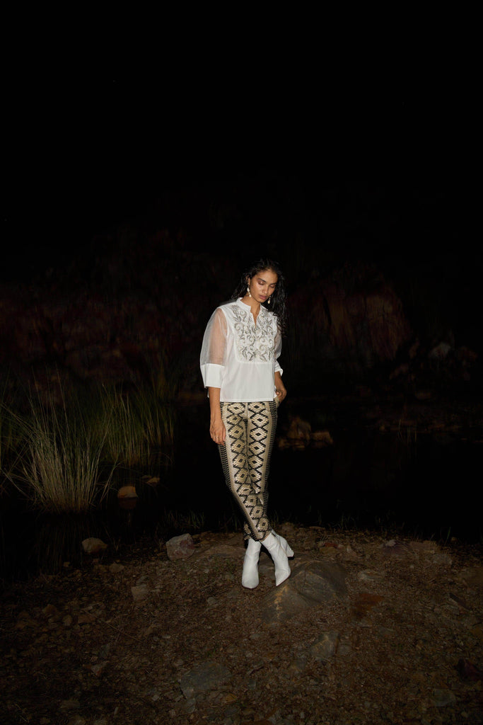 EMBROIDERED BIB BLOUSE - dash and dot dash and dot