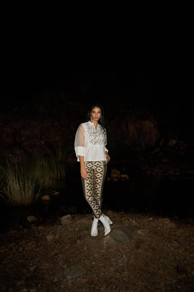 EMBROIDERED BIB BLOUSE - dash and dot dash and dot