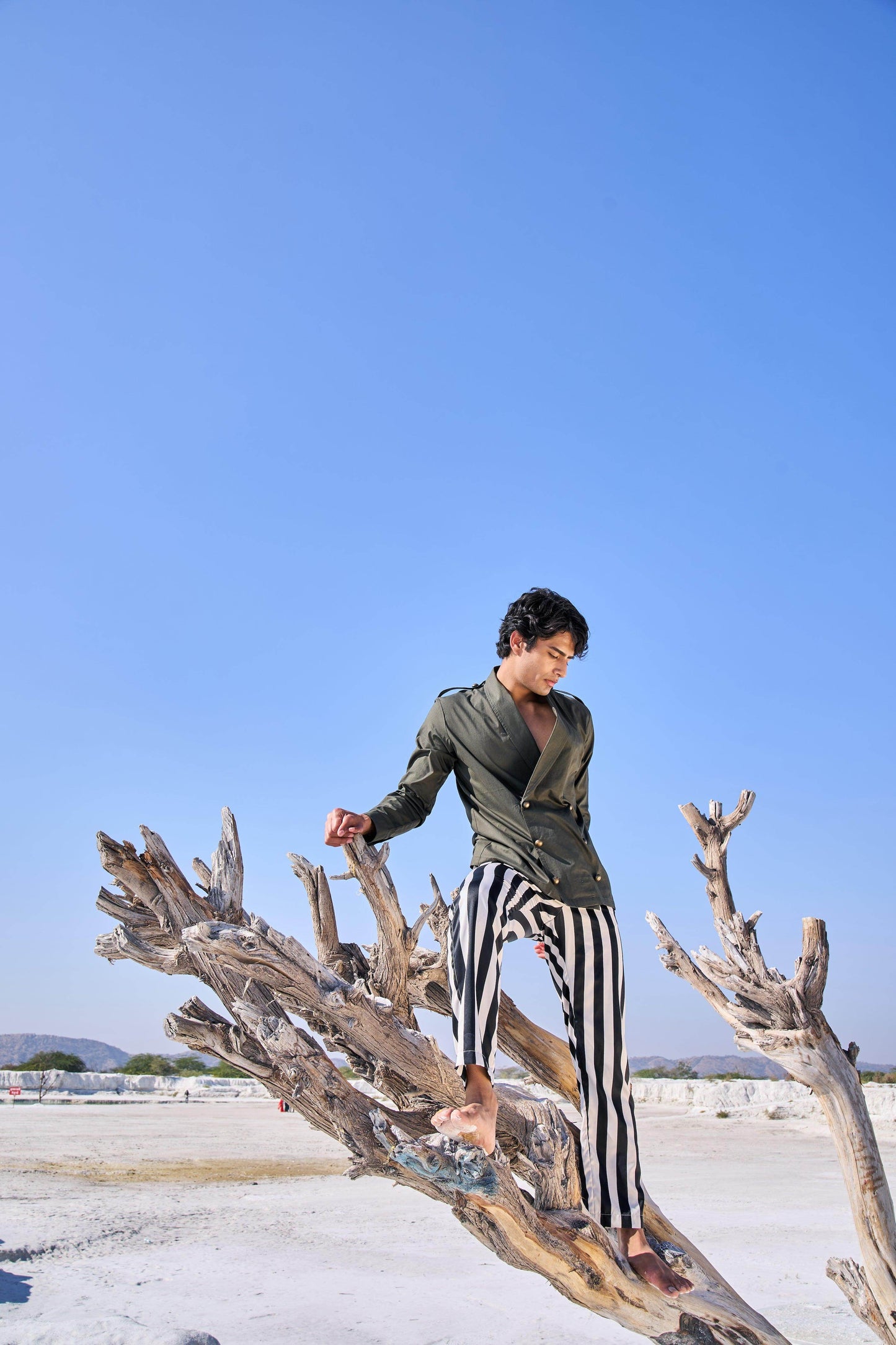 MILITARY BUTTON SHIRT - dash and dot