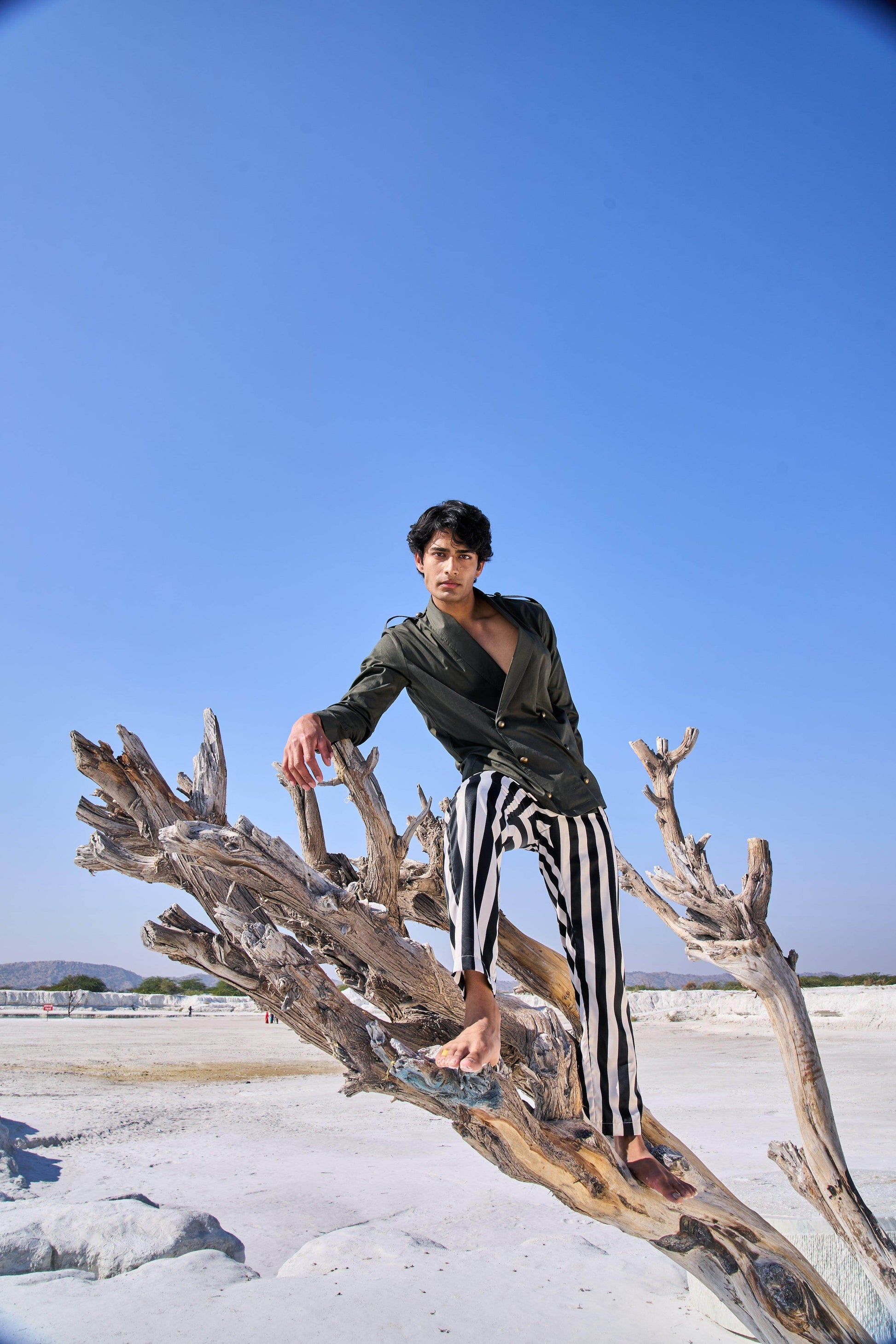 MILITARY BUTTON SHIRT - dash and dot