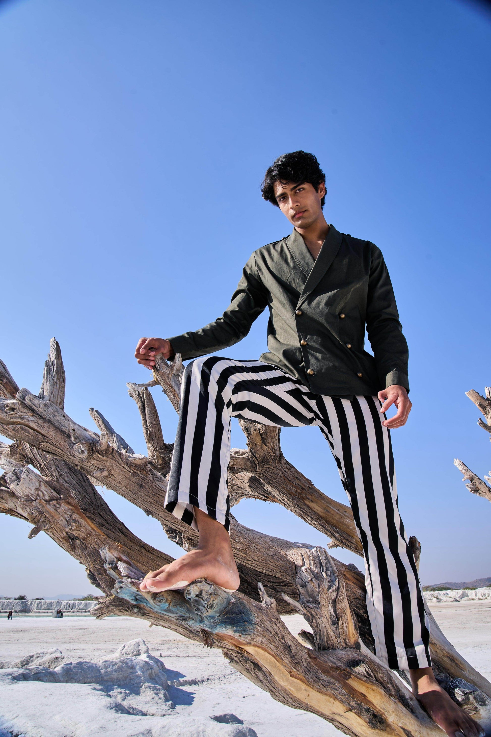 MILITARY BUTTON SHIRT - dash and dot