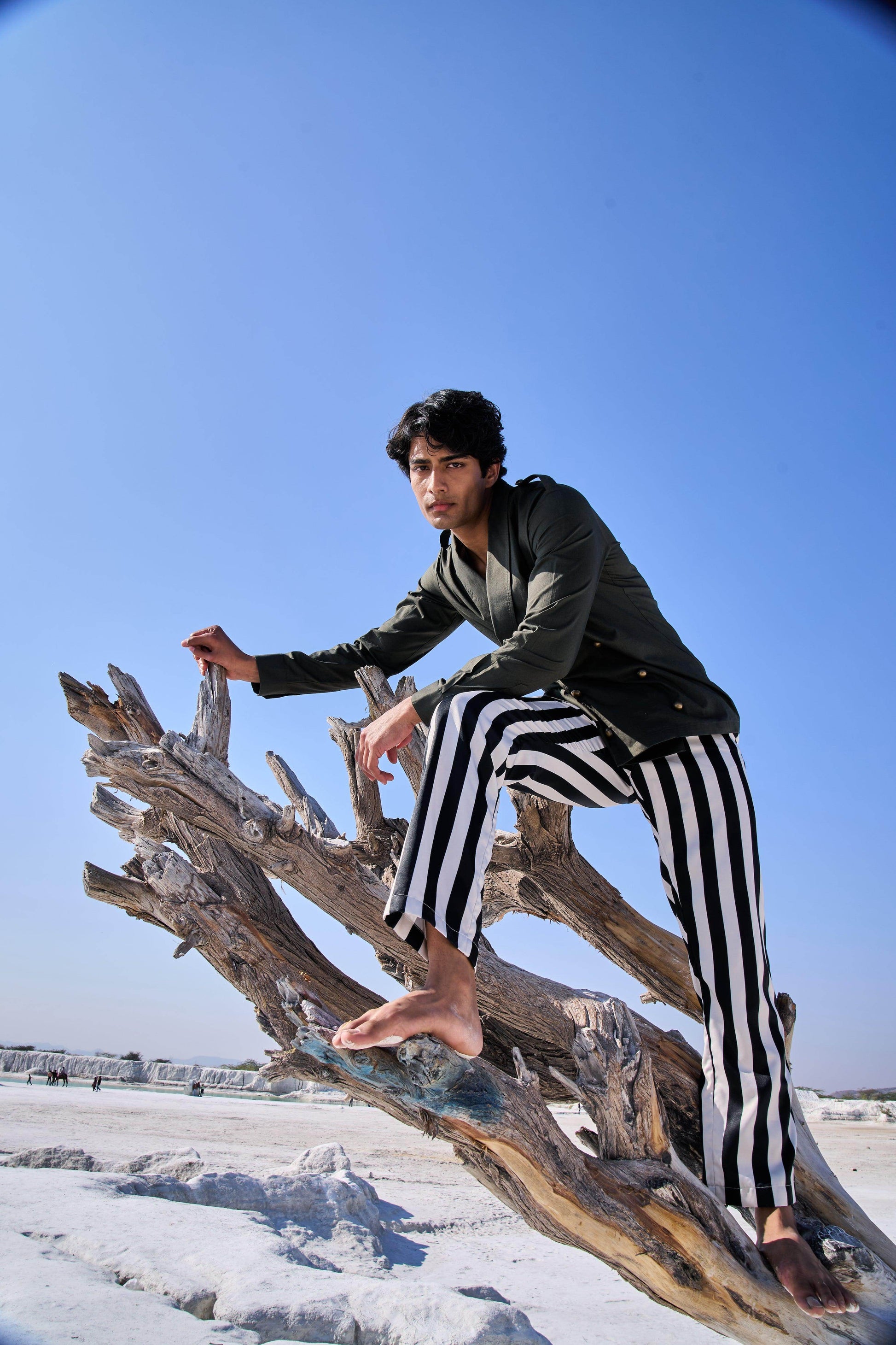 MILITARY BUTTON SHIRT - dash and dot