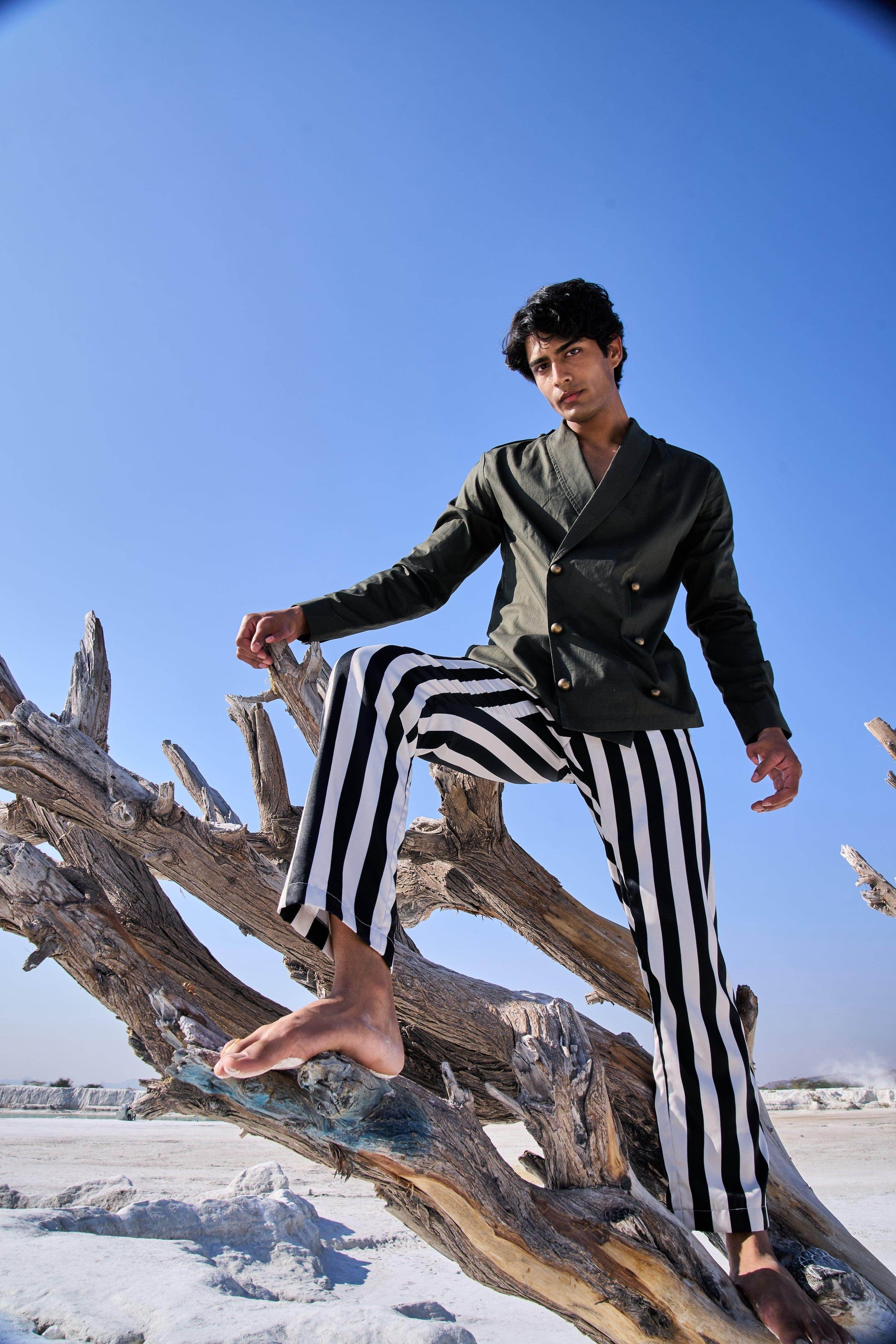 MILITARY BUTTON SHIRT - dash and dot