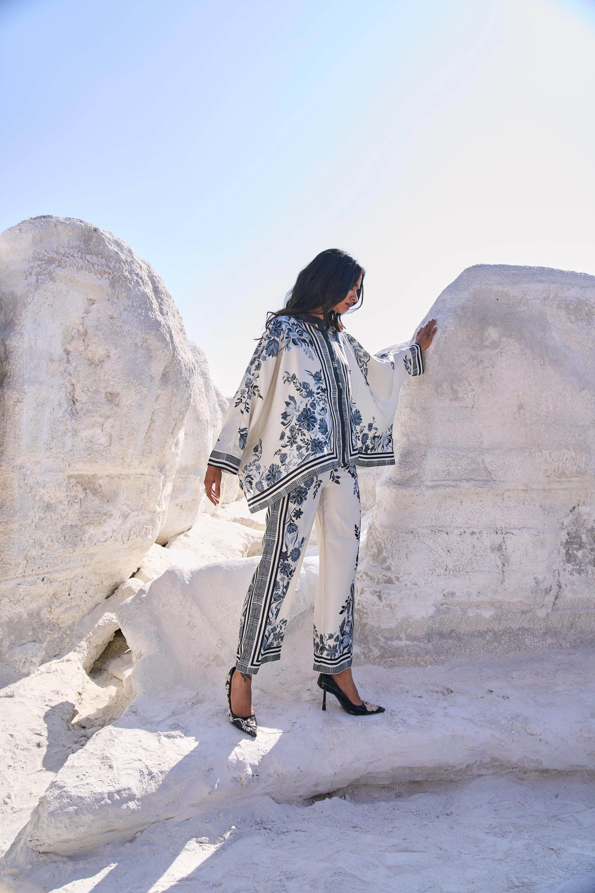 FLORAL BOXY TOP - dash and dot