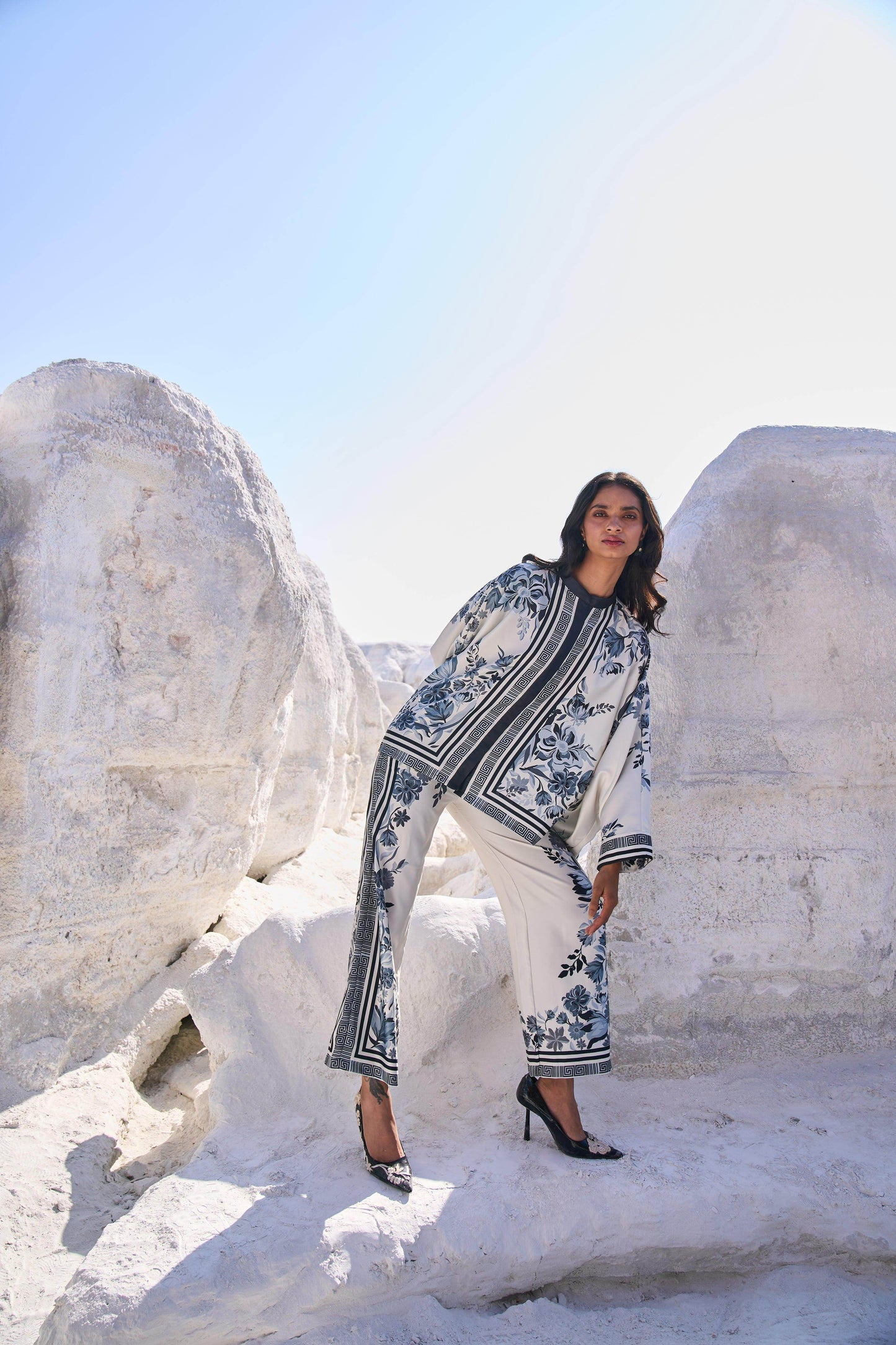 FLORAL BOXY TOP - dash and dot