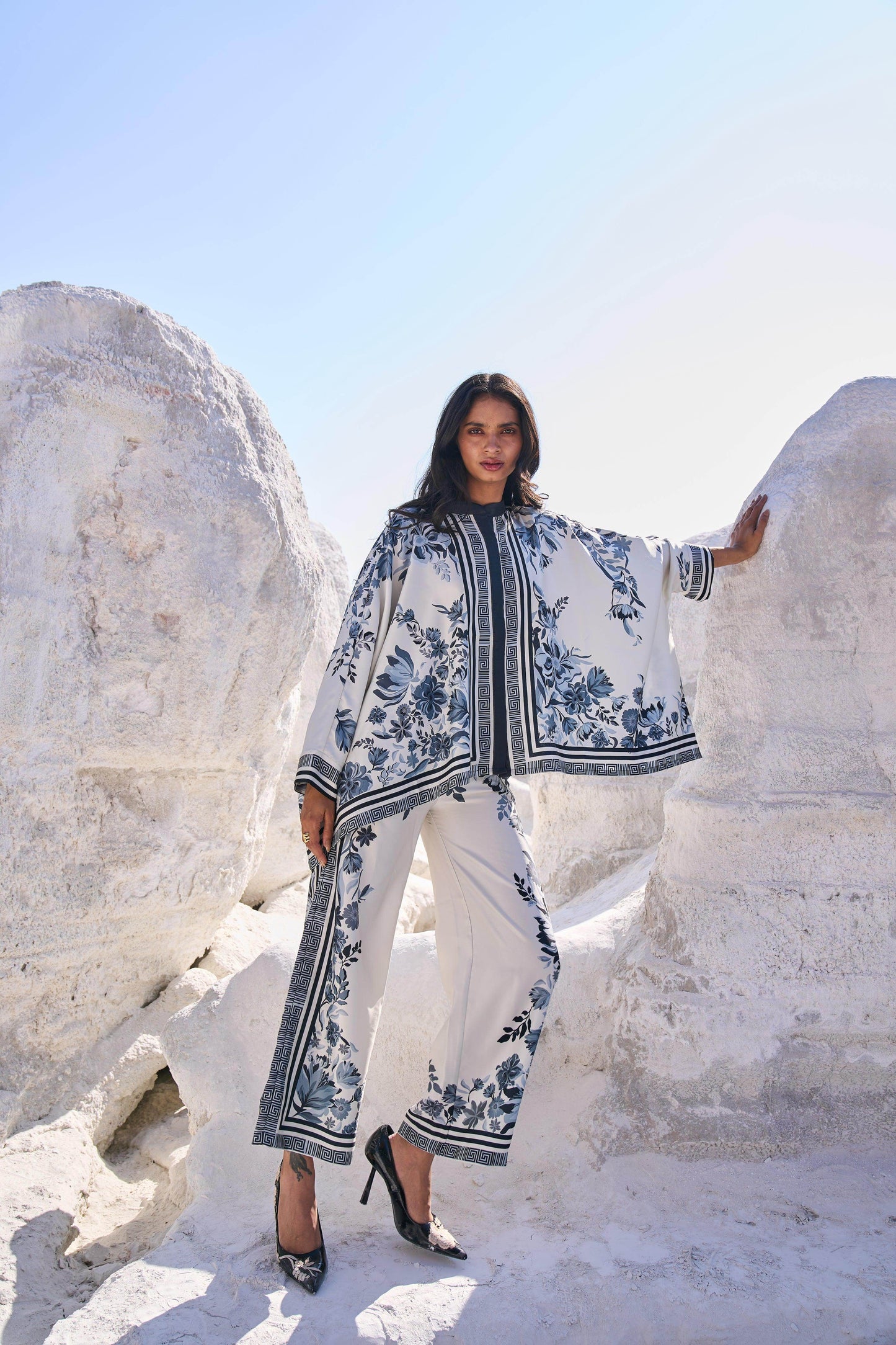 FLORAL BOXY TOP - dash and dot