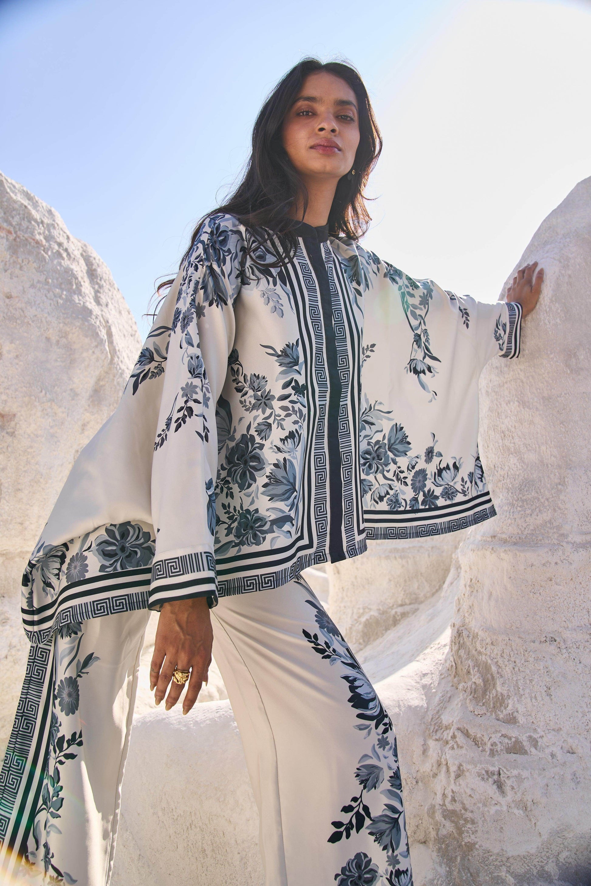 FLORAL BOXY TOP - dash and dot