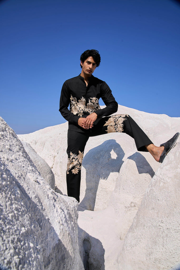 PLACEMENT EMBROIDERED PANTS - dash and dot dash and dot