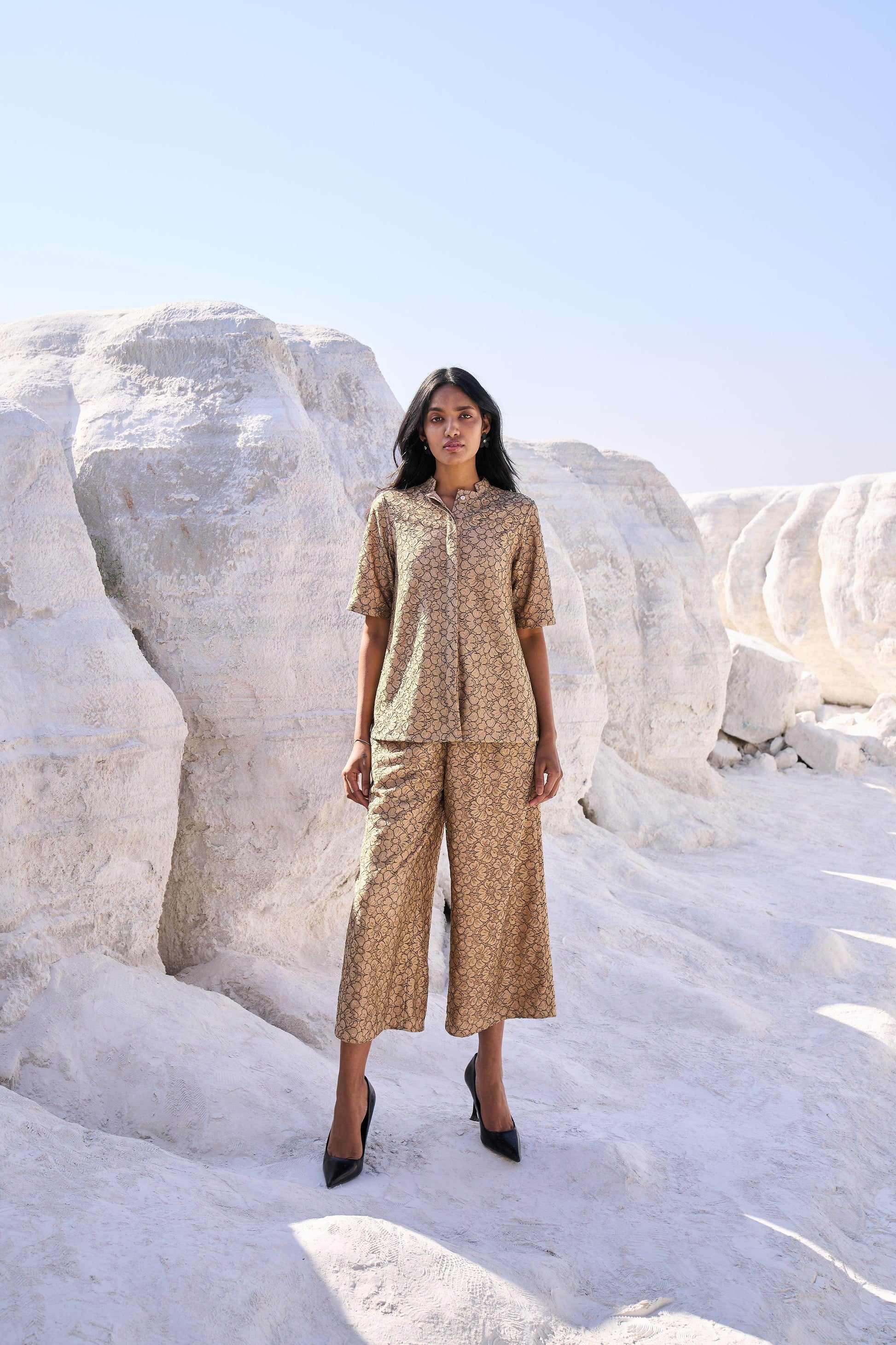 FLORAL LACE TOP - dash and dot