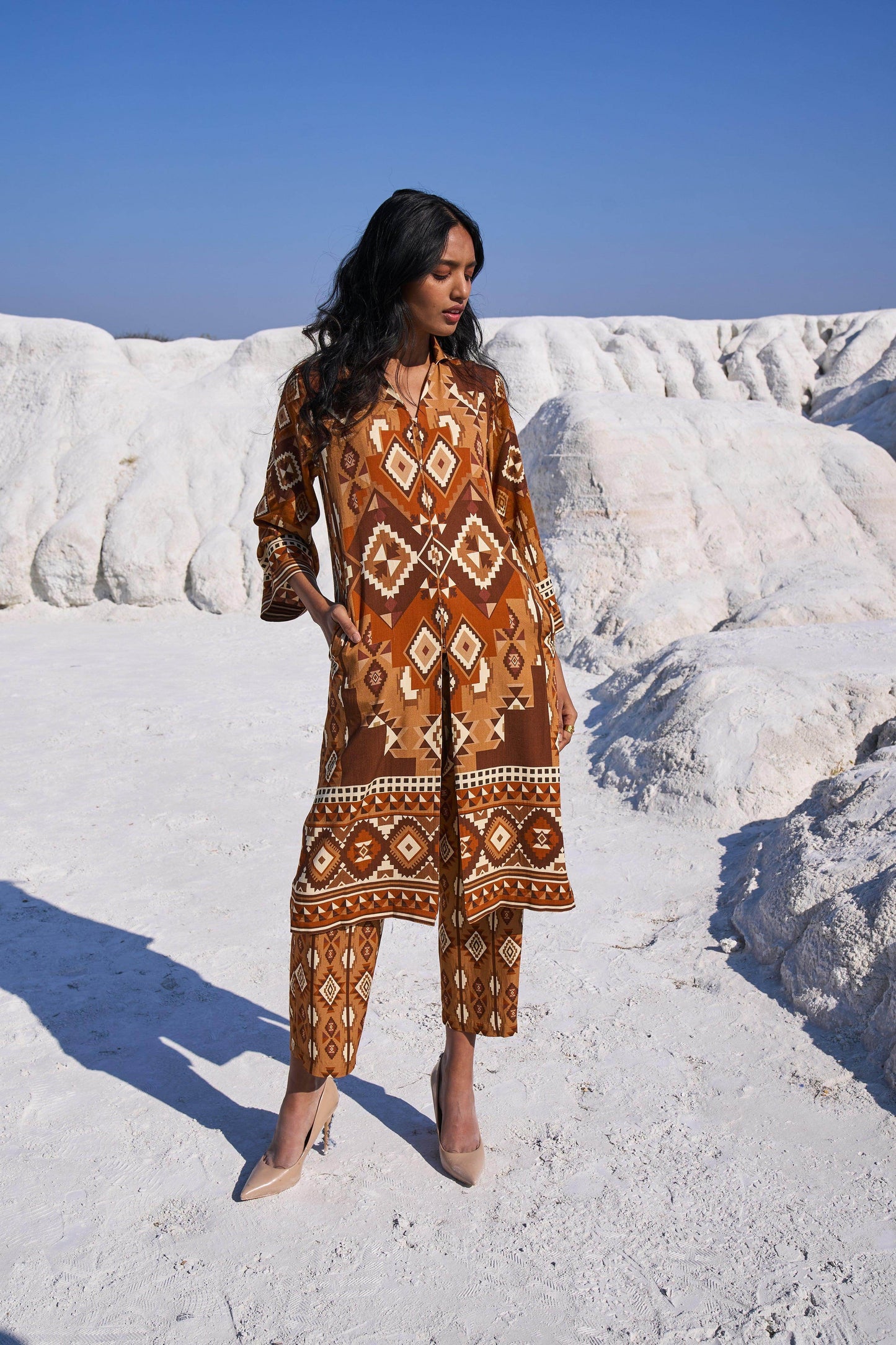 AZTEC PRINT TOP - dash and dot