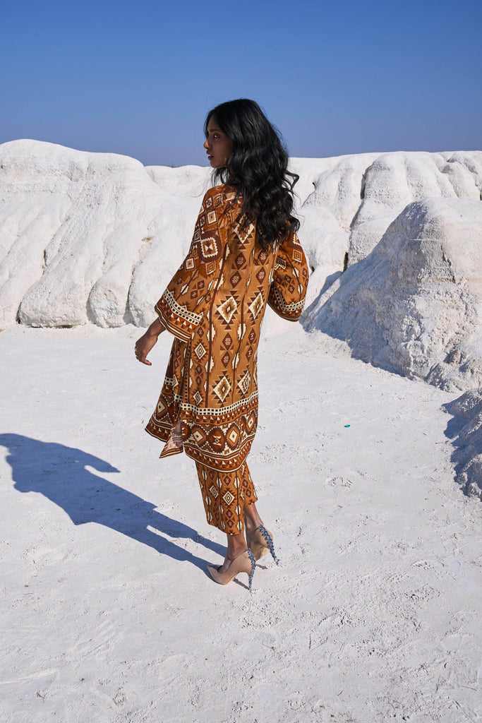 AZTEC PRINT TOP - dash and dot dash and dot