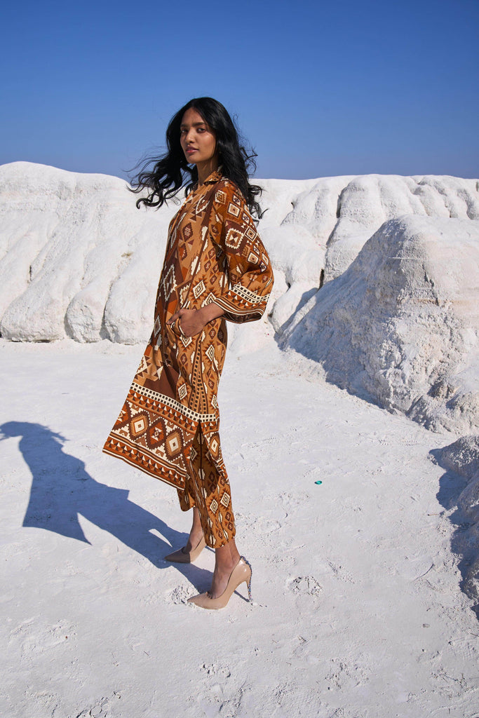 AZTEC PRINT TOP - dash and dot dash and dot