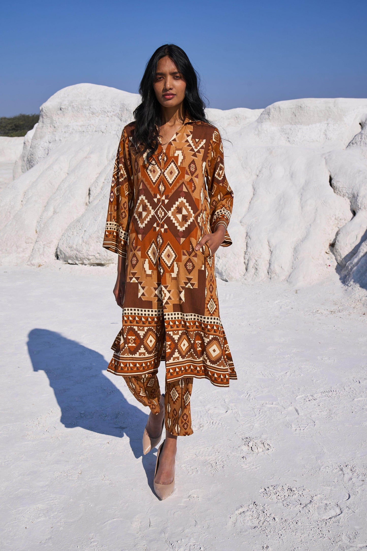 AZTEC PRINT TOP - dash and dot