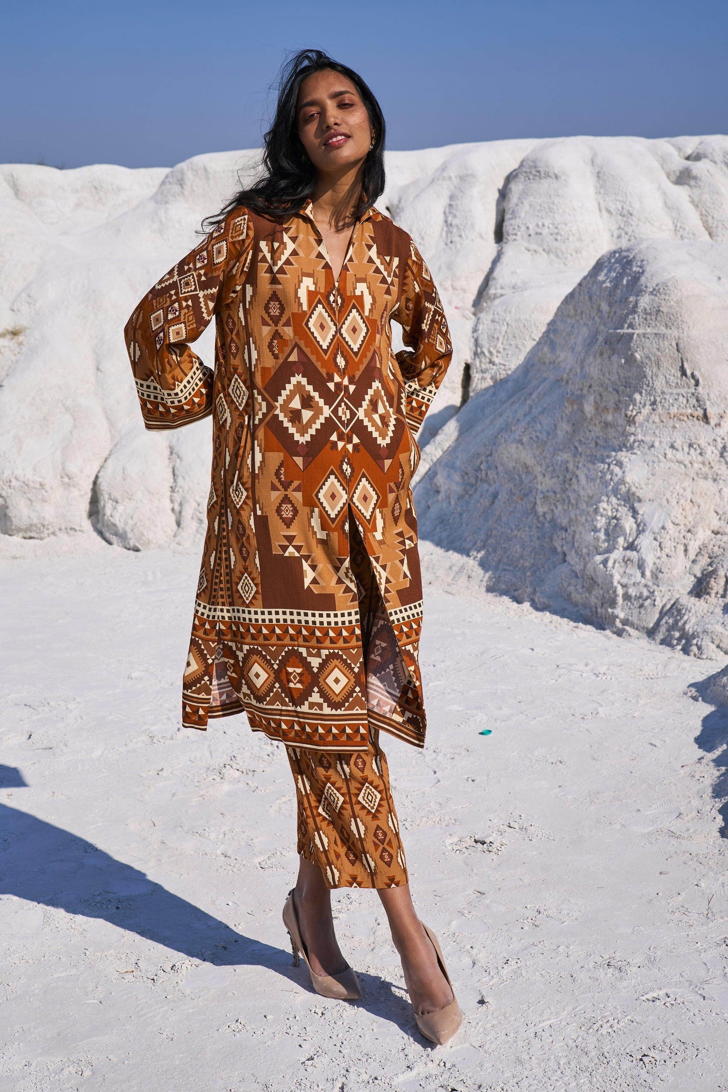 AZTEC PRINT TOP - dash and dot