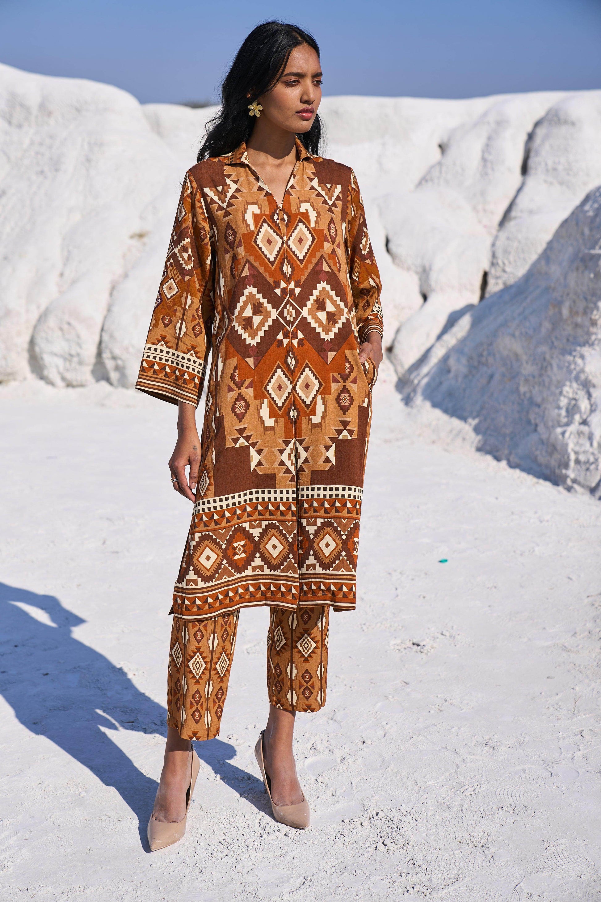 AZTEC PRINT TOP - dash and dot