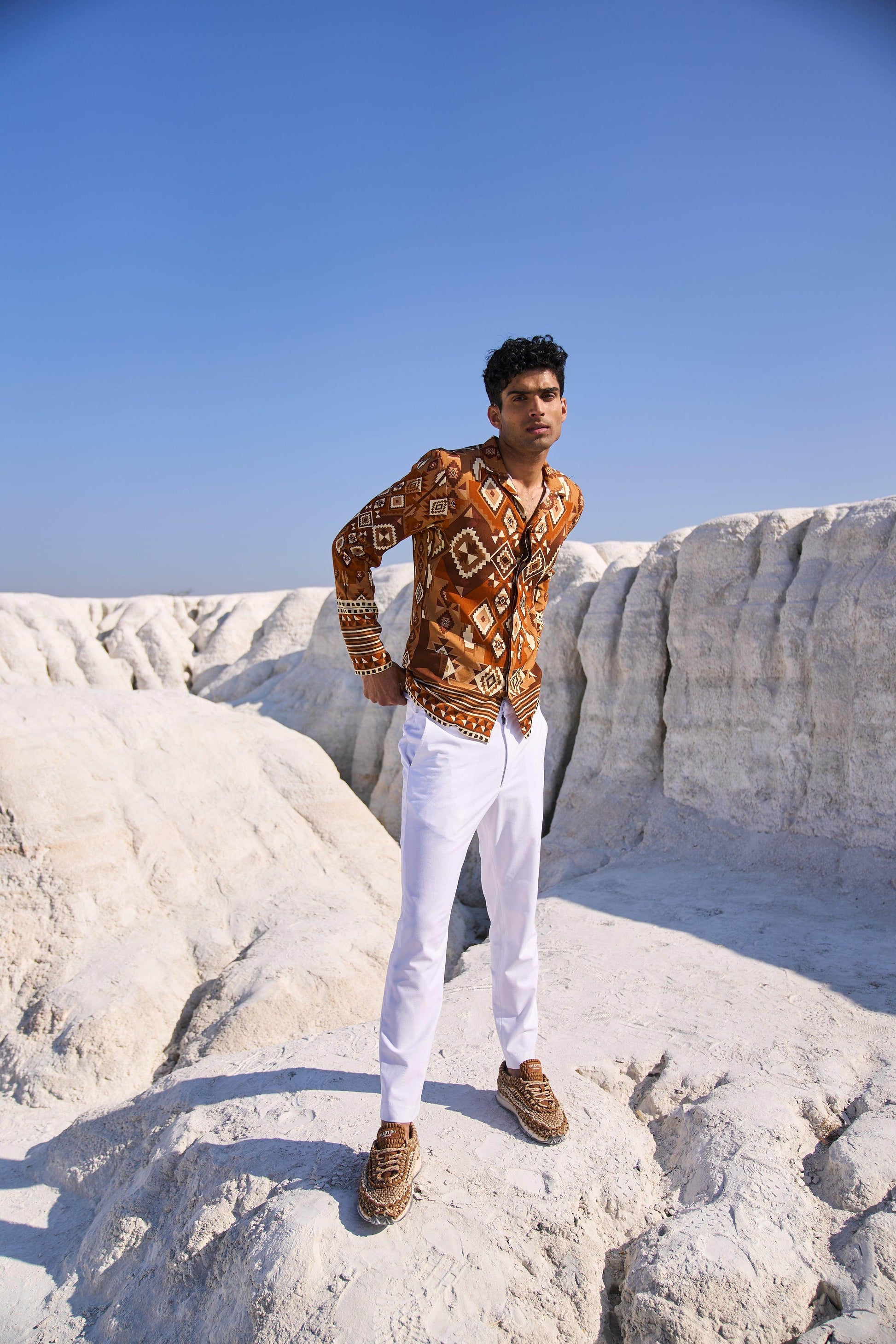 AZTEC PRINT SHIRT - dash and dot