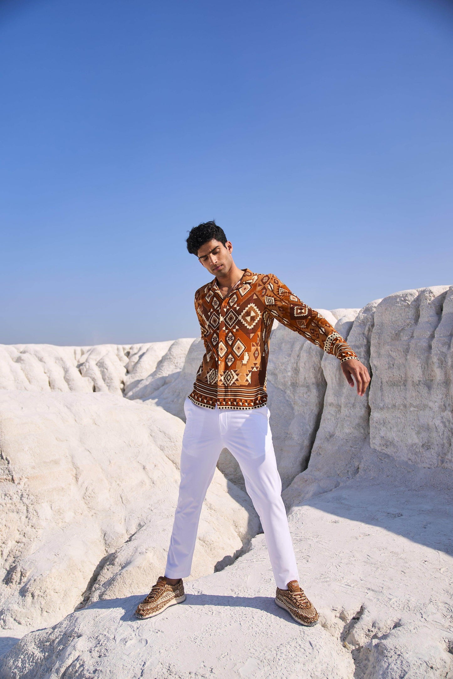 AZTEC PRINT SHIRT - dash and dot