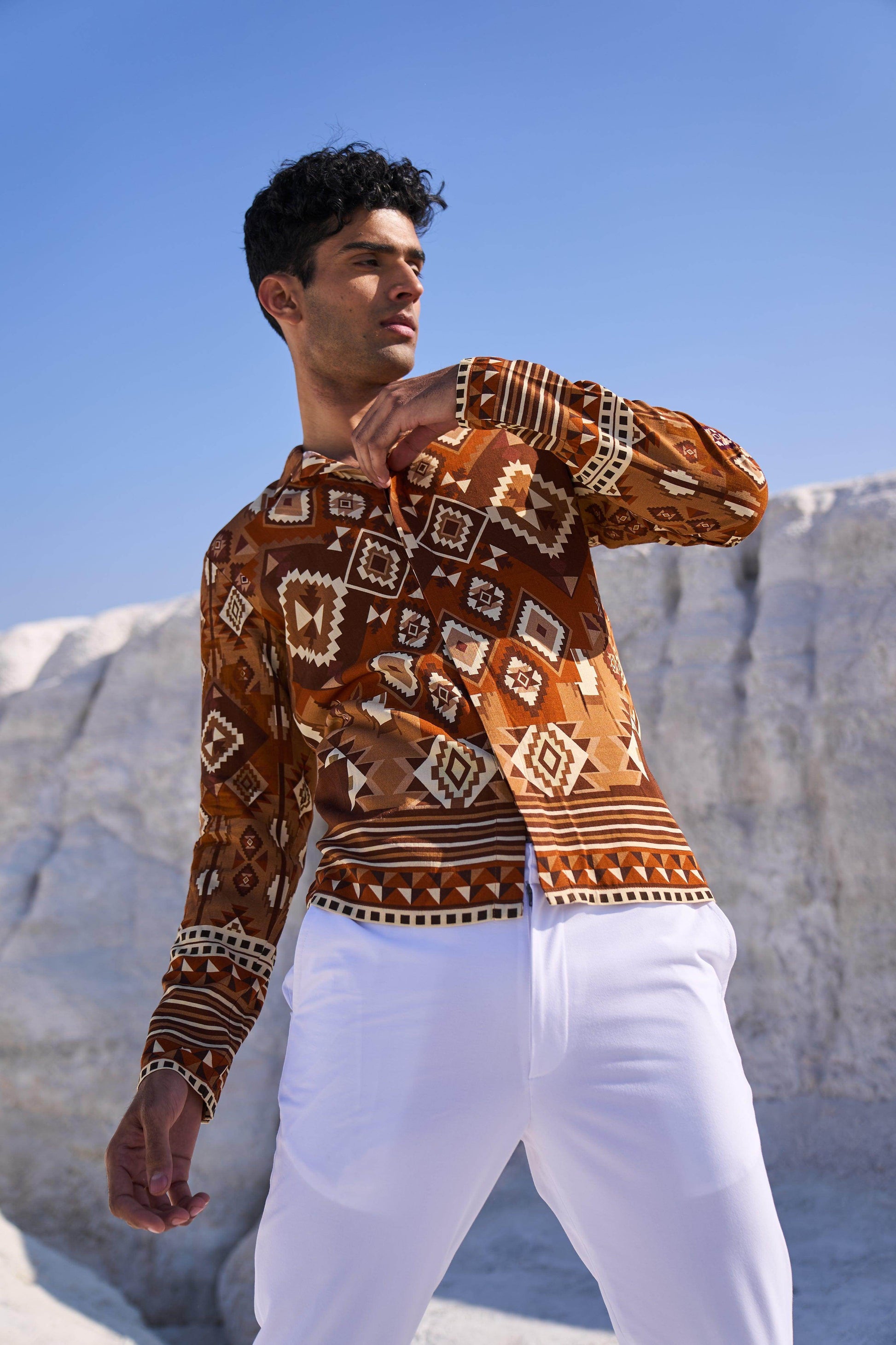 AZTEC PRINT SHIRT - dash and dot