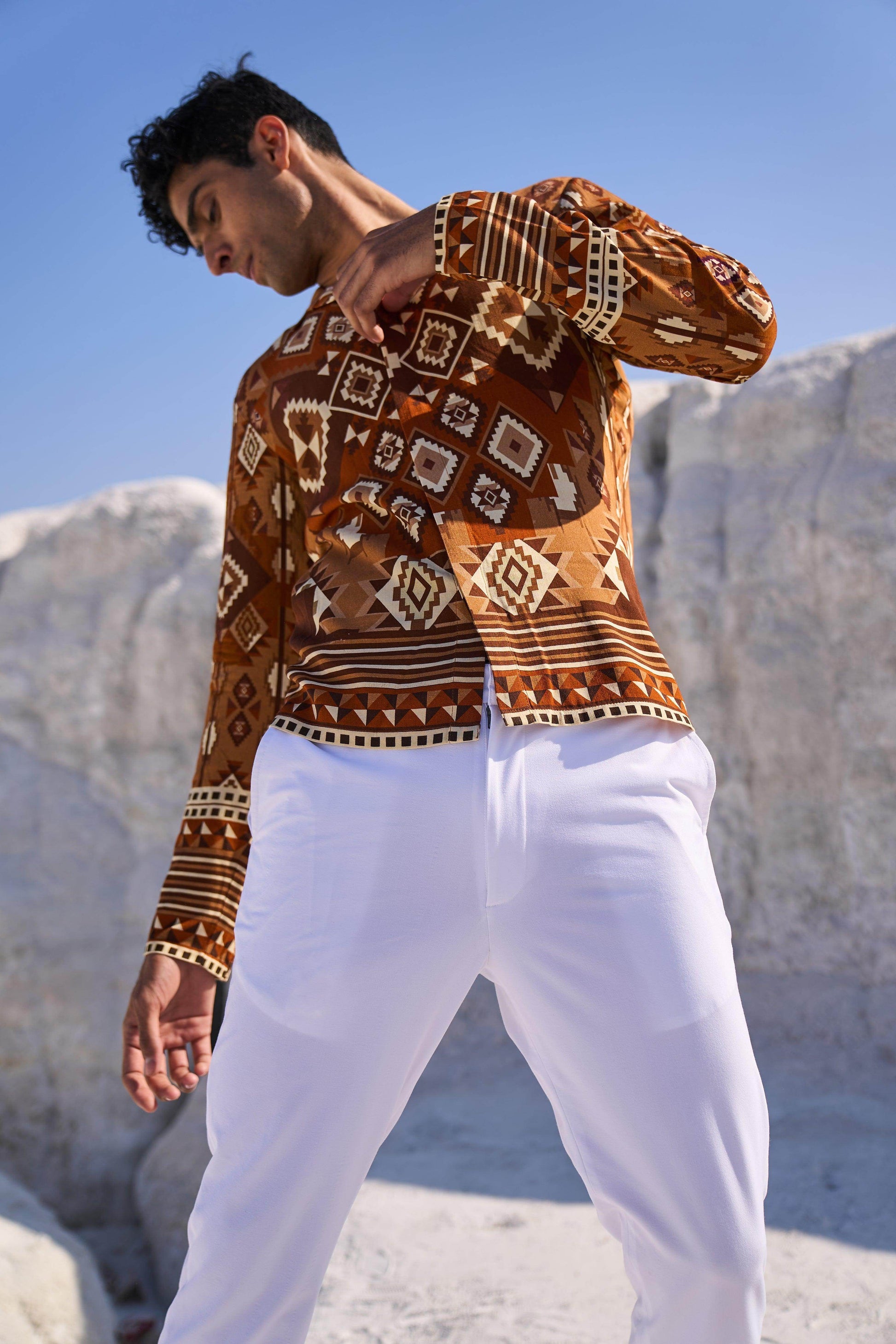 AZTEC PRINT SHIRT - dash and dot