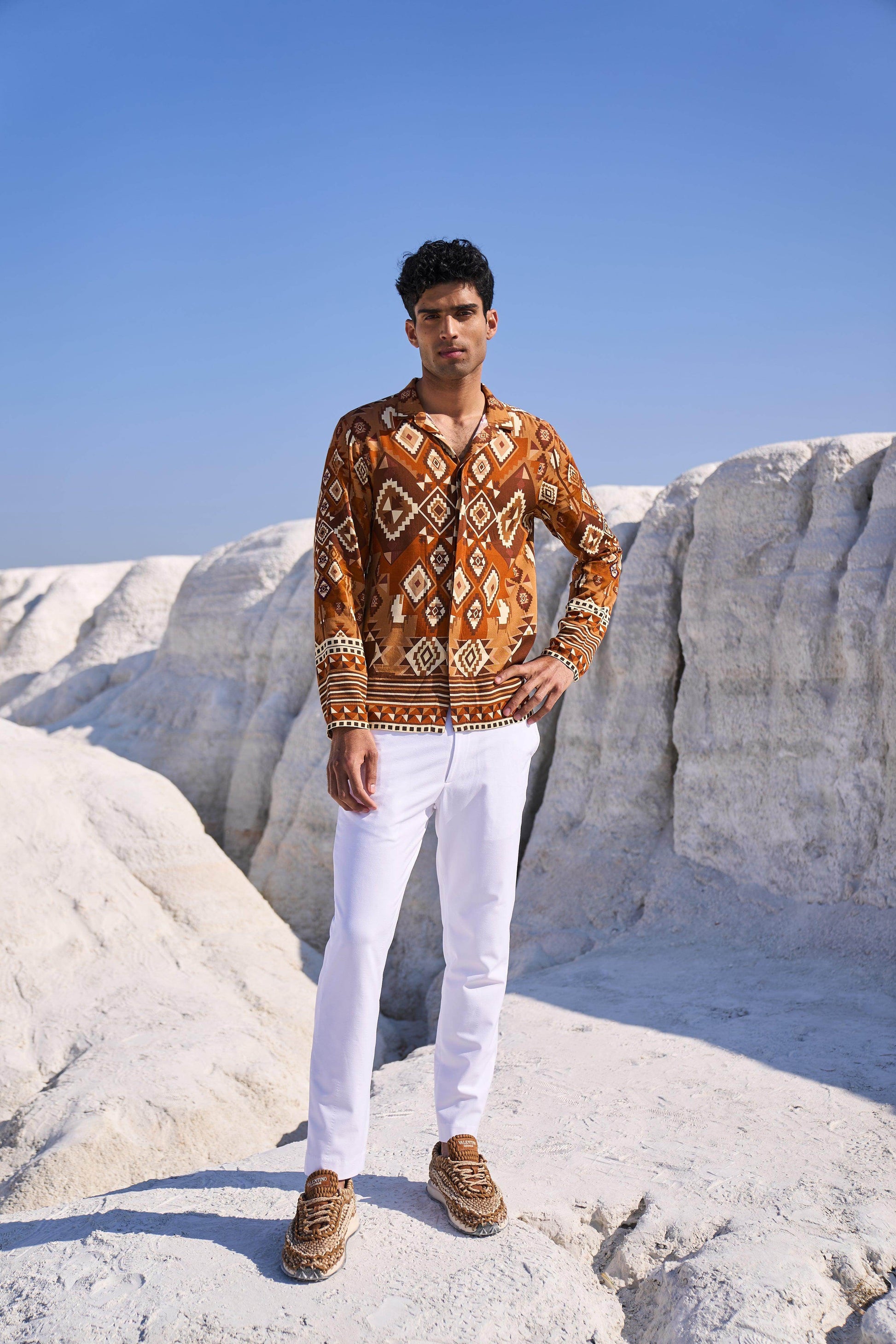 AZTEC PRINT SHIRT - dash and dot