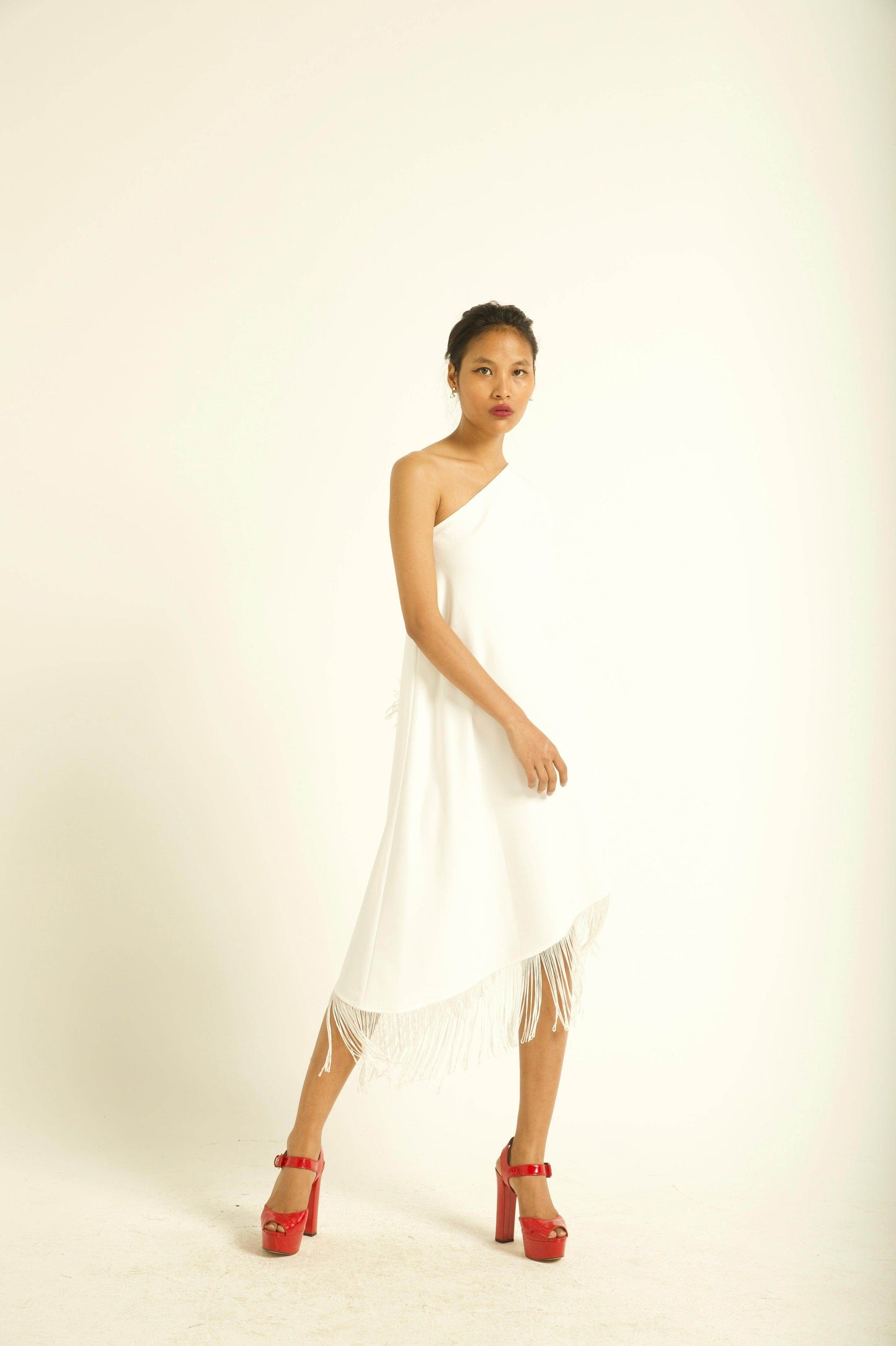 ONE SHOULDER FRINGE DRESS - dash and dot