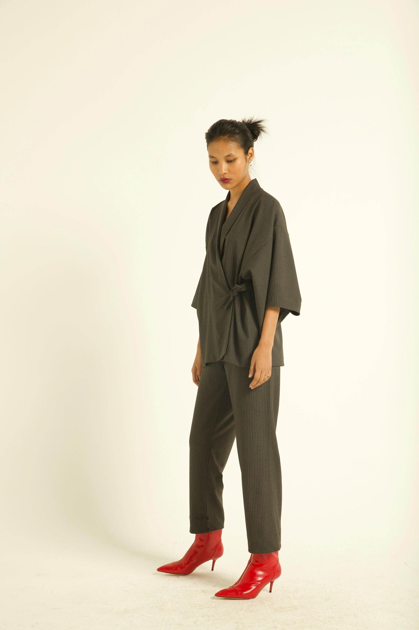 PINSTRIPE KIMONO - dash and dot