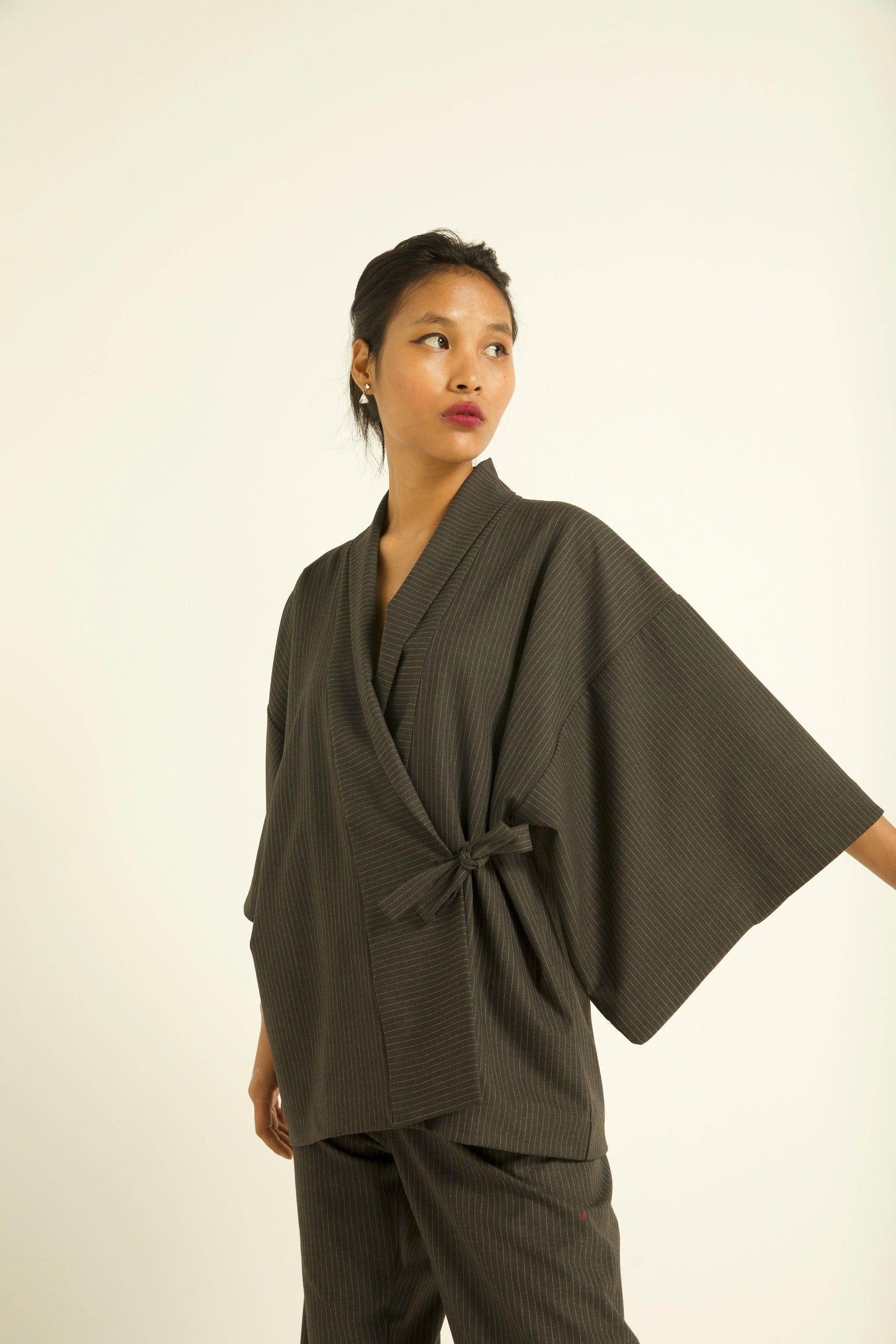 PINSTRIPE KIMONO - dash and dot