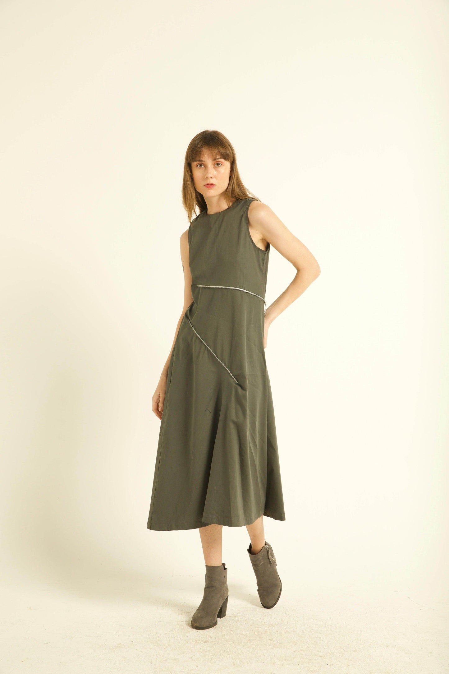 TWO-WAY ZIPPER DRESS - dash and dot