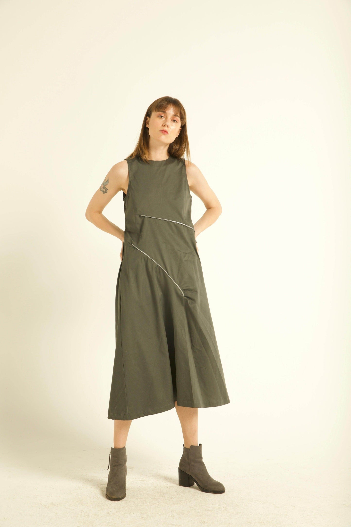 TWO-WAY ZIPPER DRESS - dash and dot