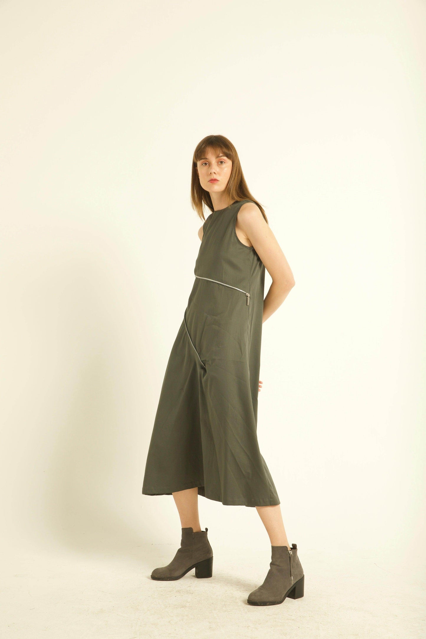 TWO-WAY ZIPPER DRESS - dash and dot