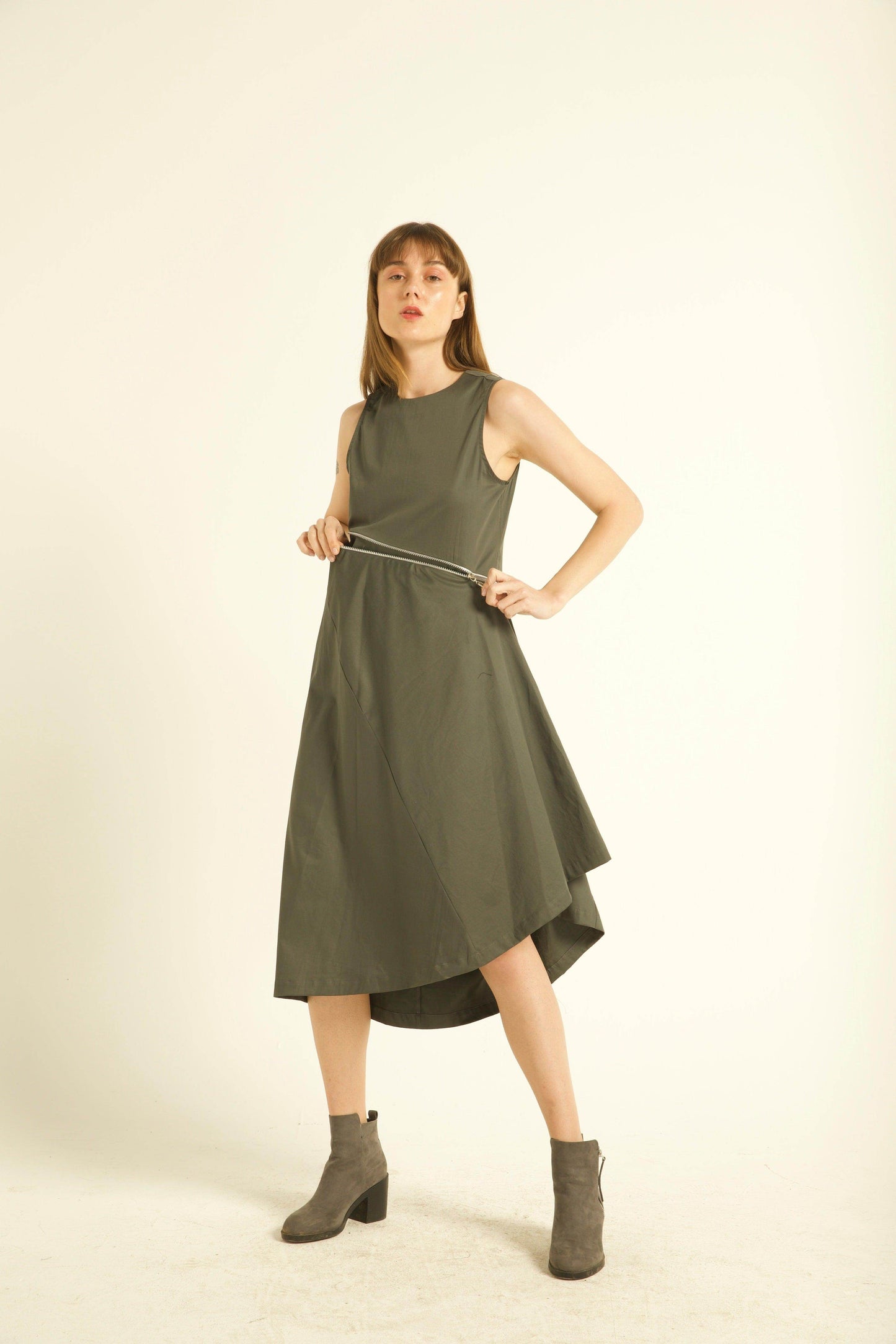 TWO-WAY ZIPPER DRESS - dash and dot