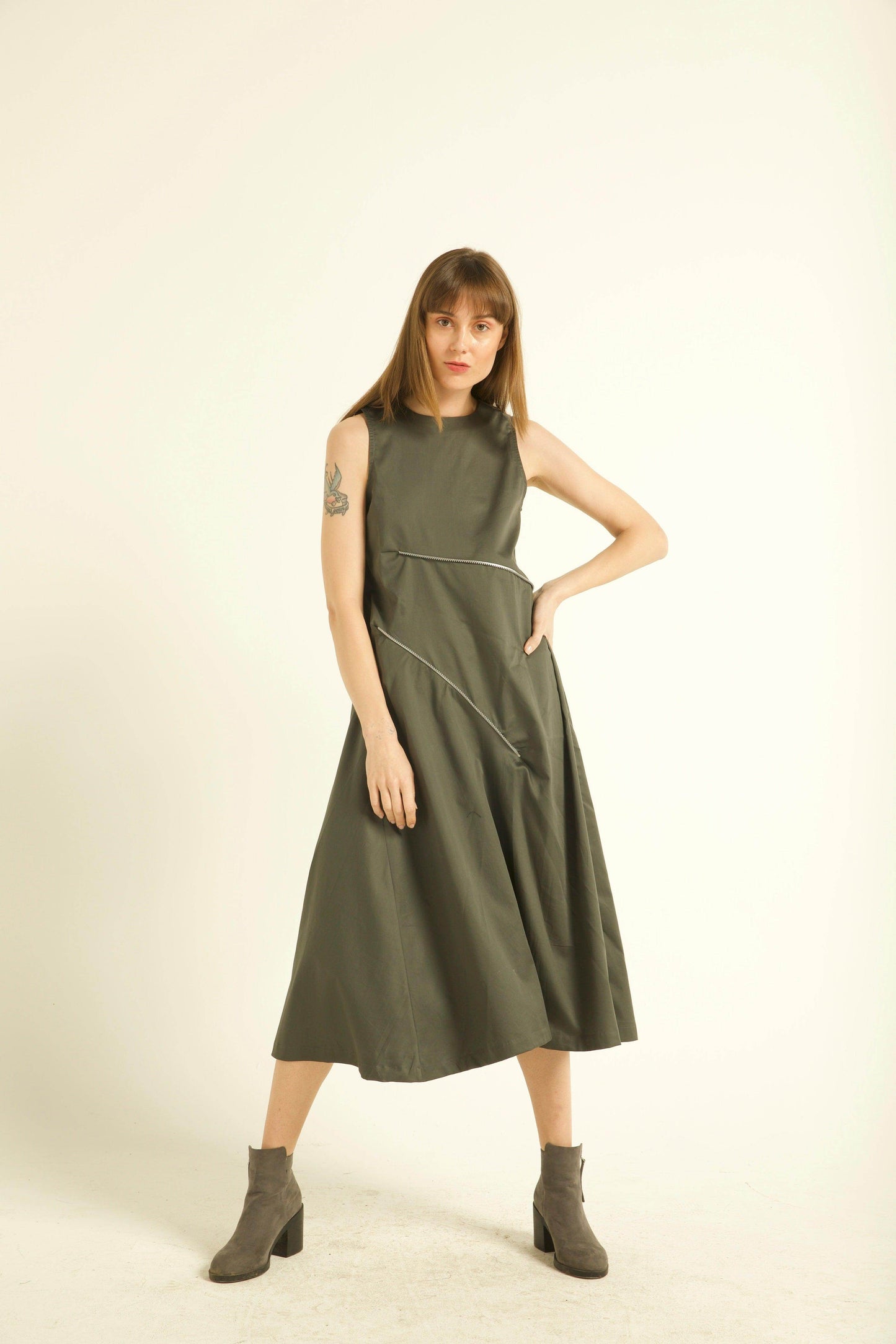 TWO-WAY ZIPPER DRESS - dash and dot