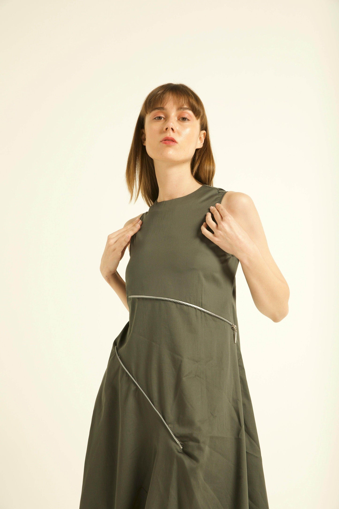 TWO-WAY ZIPPER DRESS - dash and dot