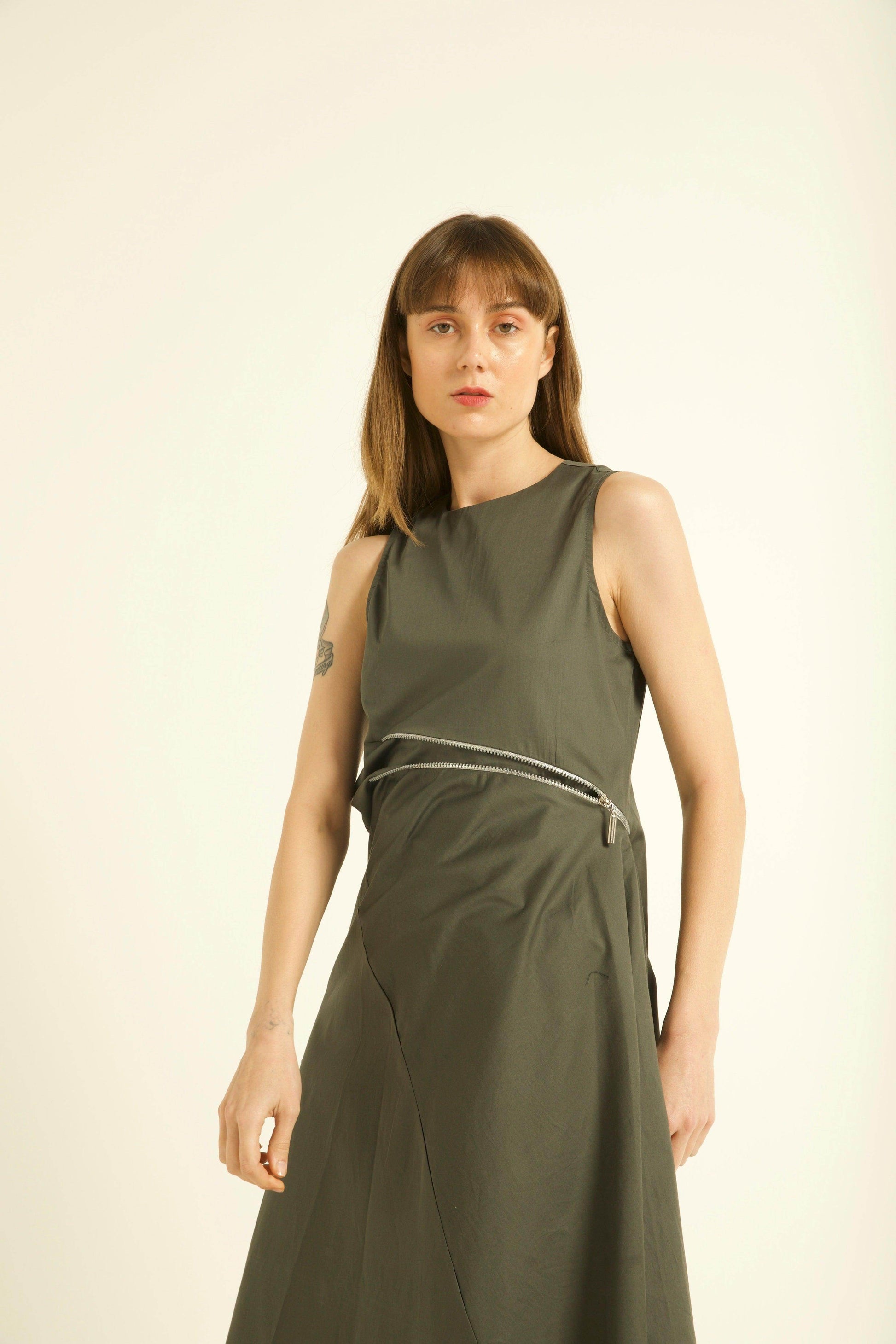 TWO-WAY ZIPPER DRESS - dash and dot