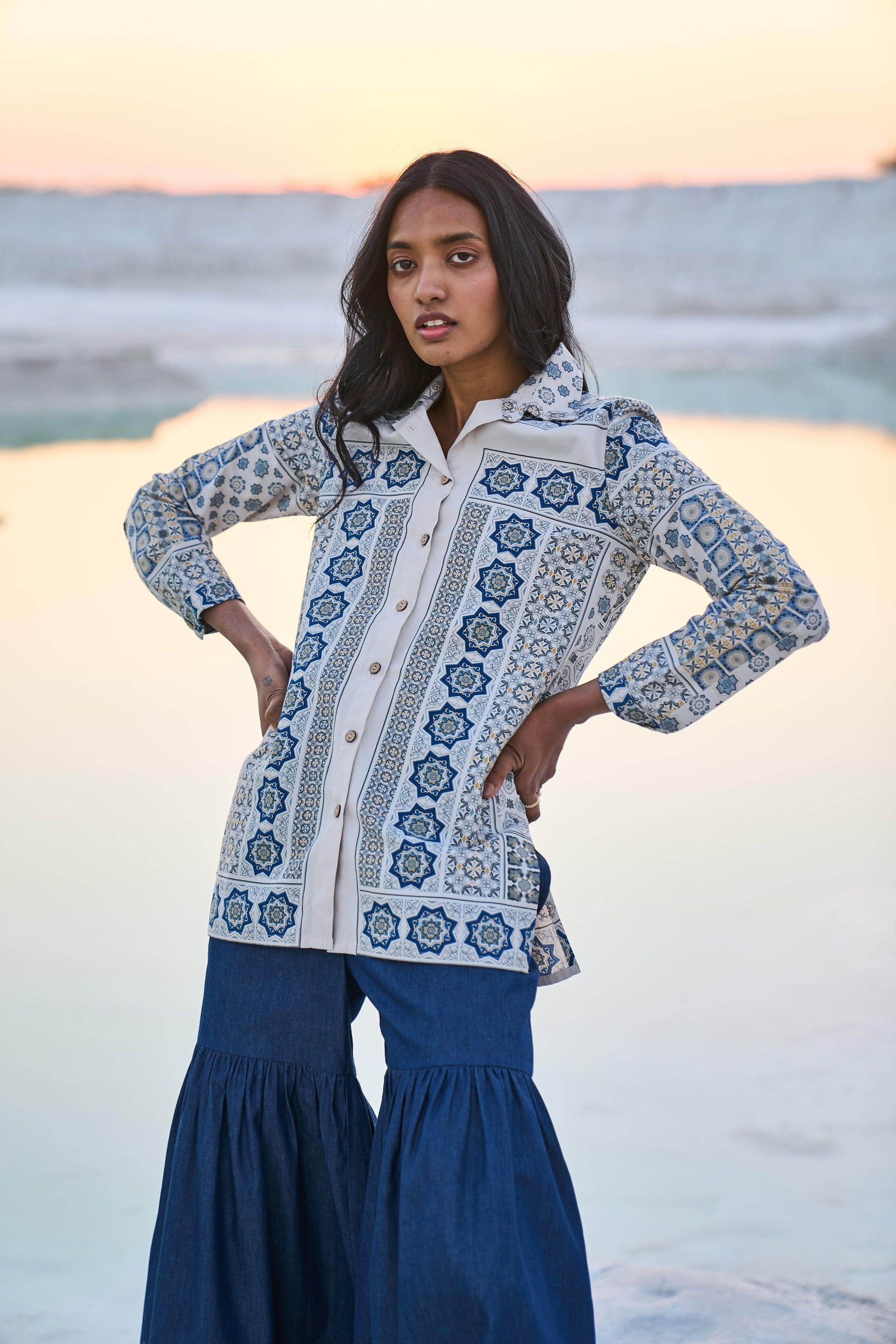 TILE SHIRT - dash and dot