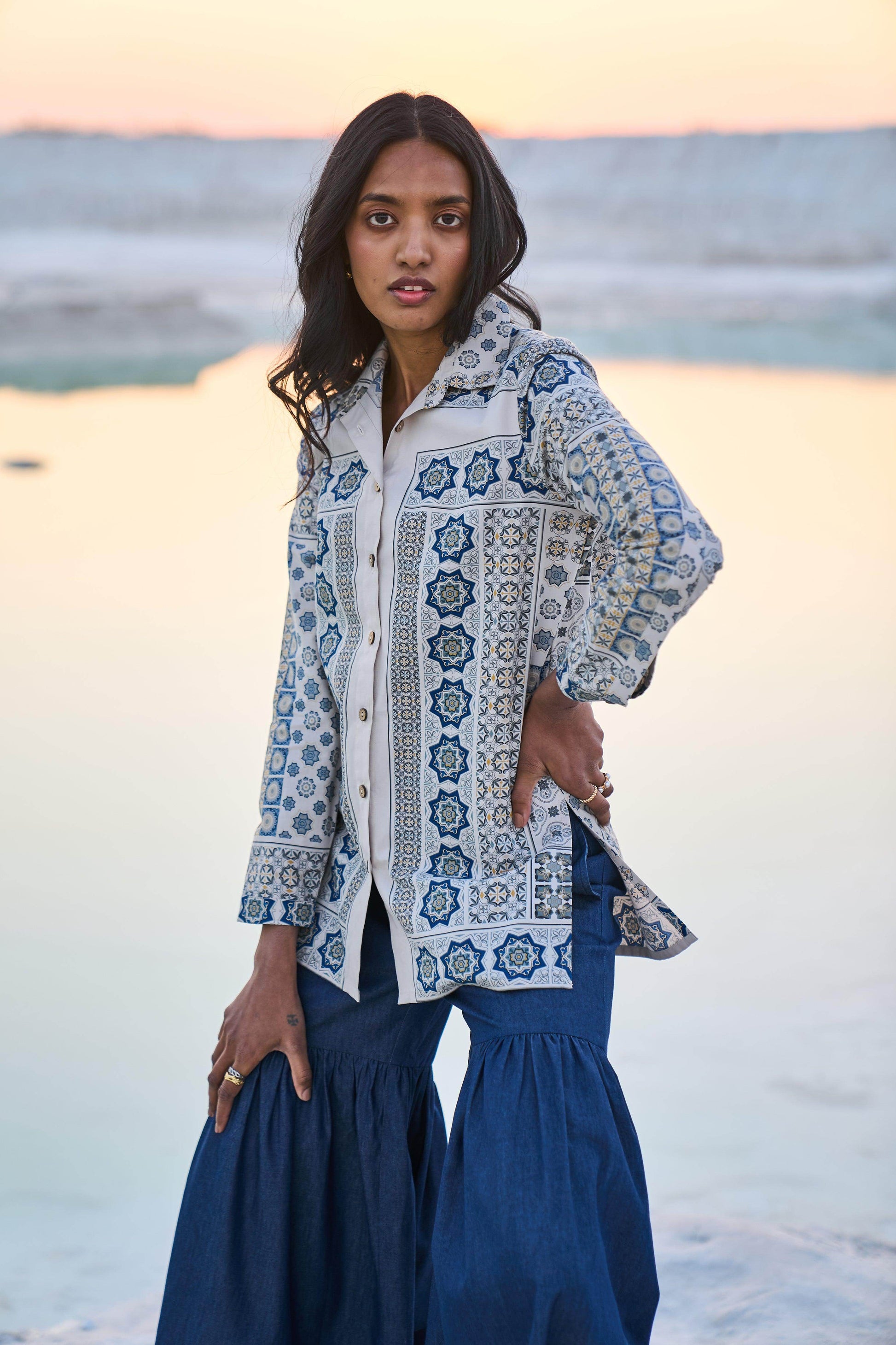 TILE SHIRT - dash and dot