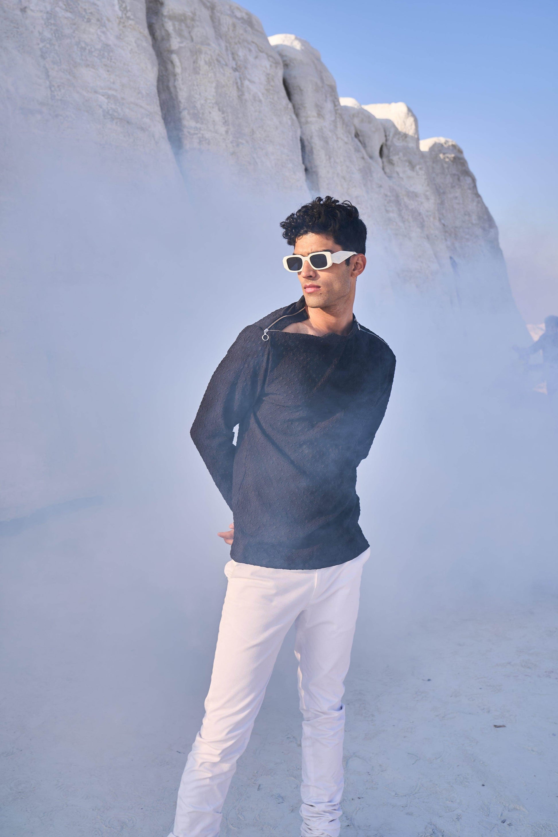 SHOULDER ZIP CRUSHED TEE - dash and dot