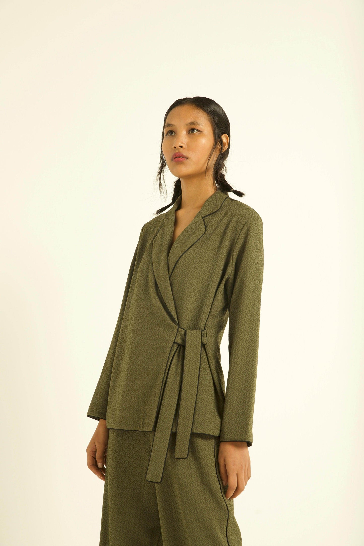 OLIVE GREEN SIDE TIE TOP - dash and dot