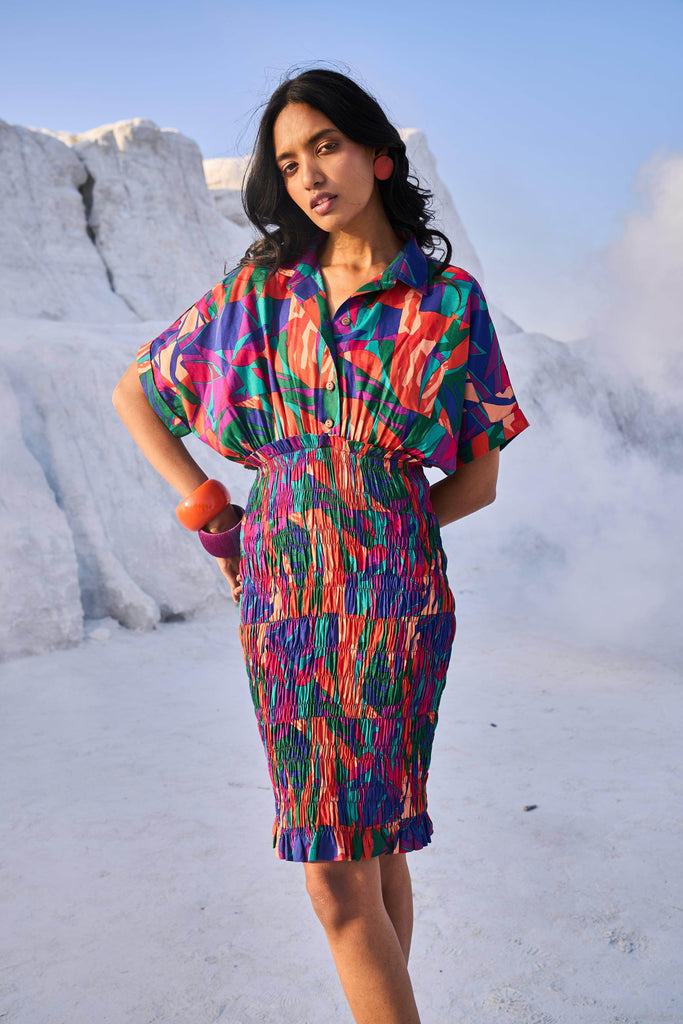 ABSTRACT SMOCK SHIRT DRESS - dash and dot dash and dot