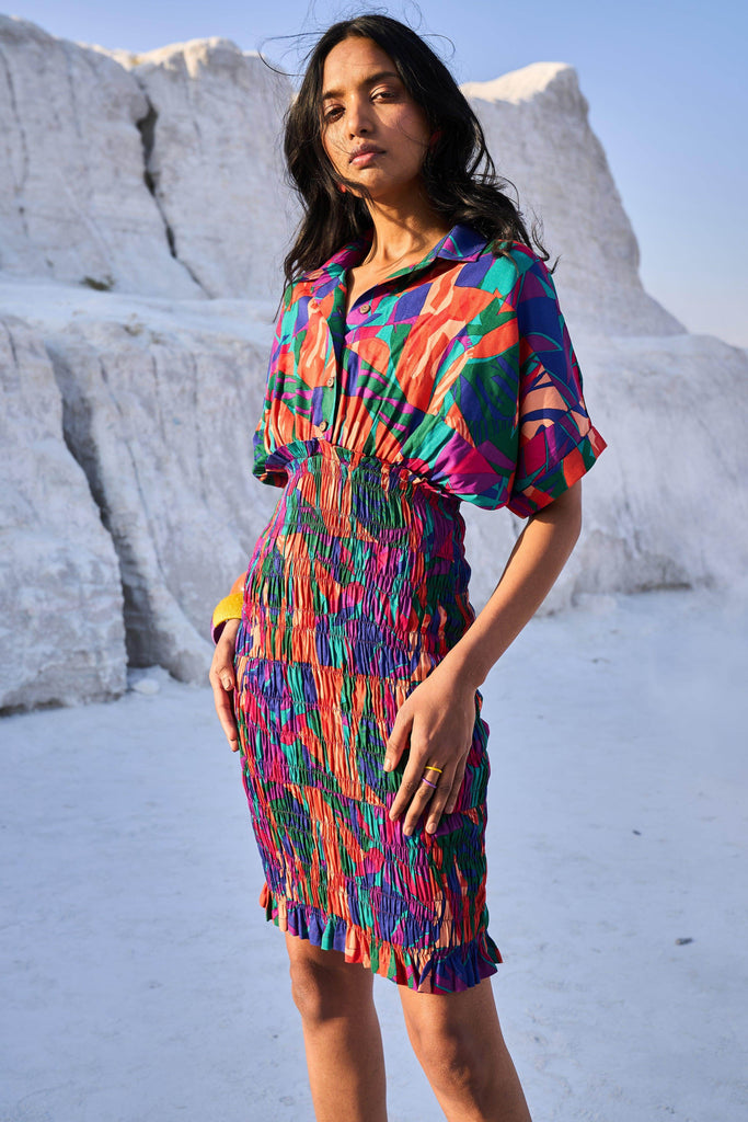 ABSTRACT SMOCK SHIRT DRESS - dash and dot dash and dot