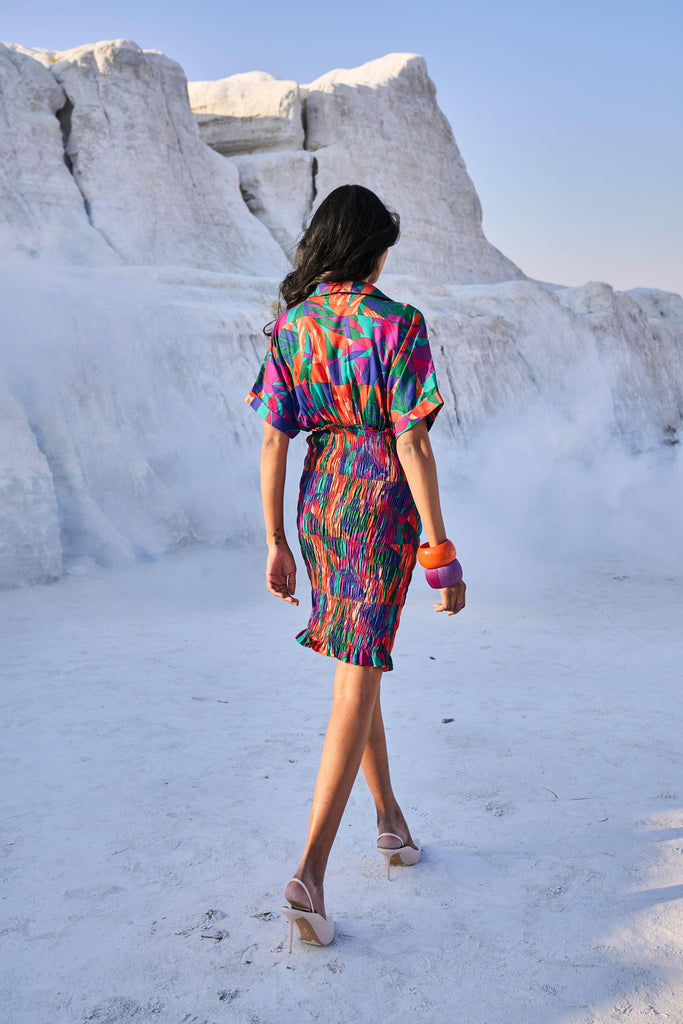 ABSTRACT SMOCK SHIRT DRESS - dash and dot dash and dot