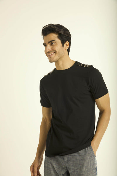 STUD TEE - dash and dot