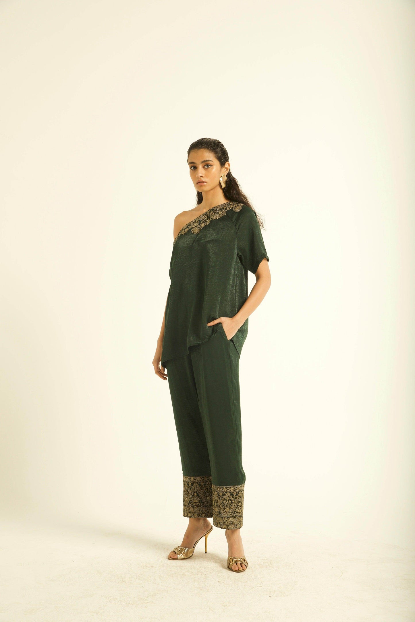 EMBROIDERED CUFF PANT - dash and dot