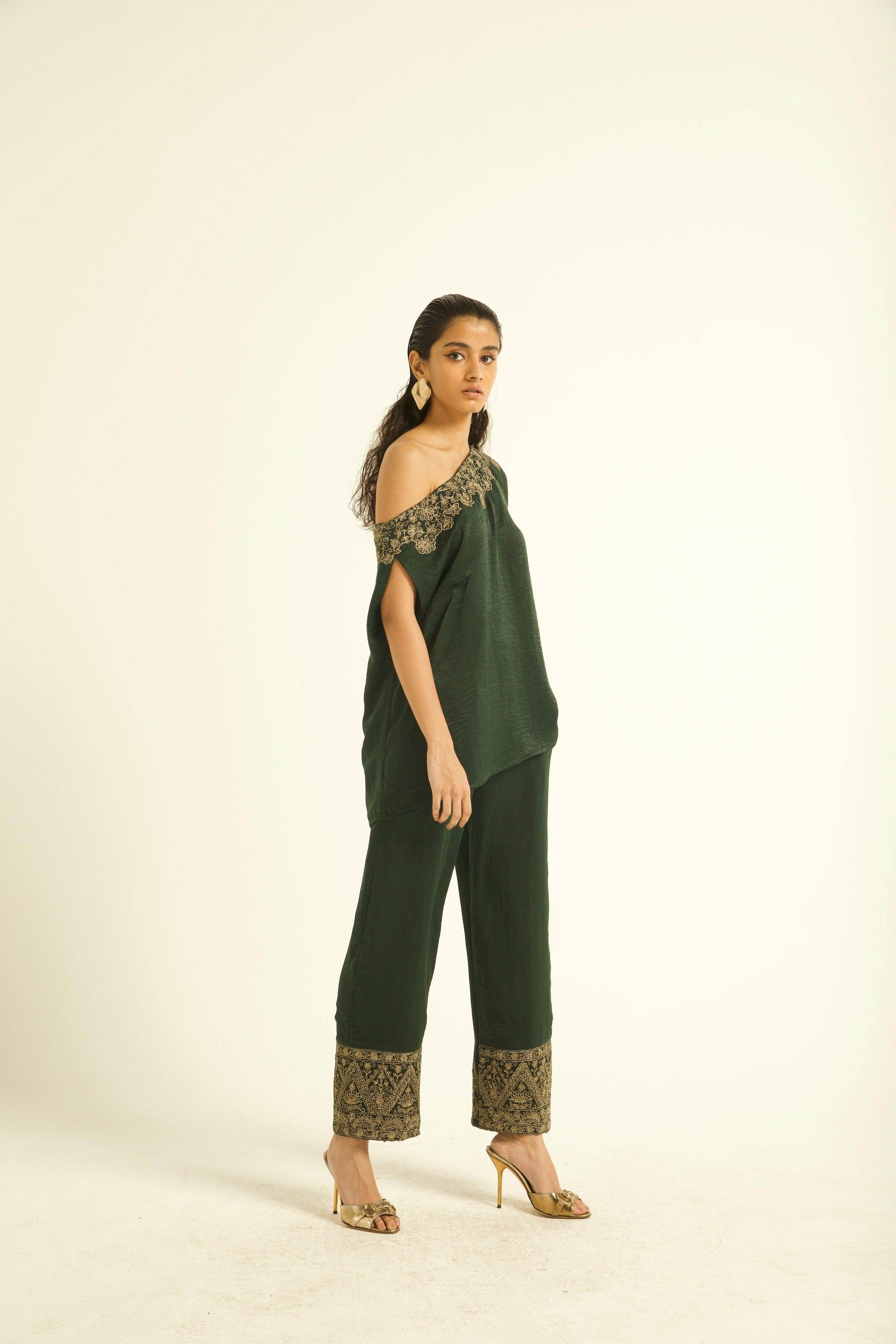 EMBROIDERED CUFF PANT - dash and dot