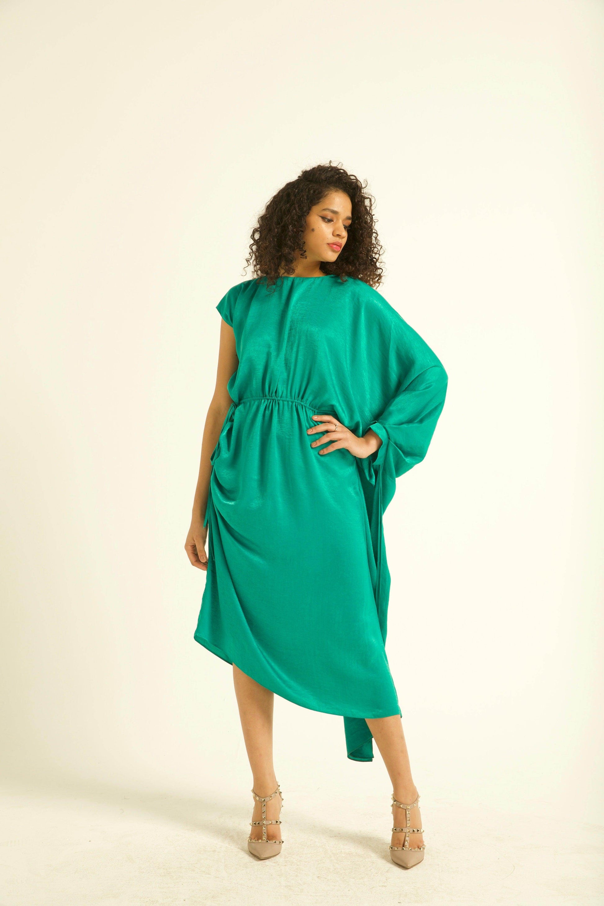 SINGLE SLEEVE DRAPED MIDI - dash and dot