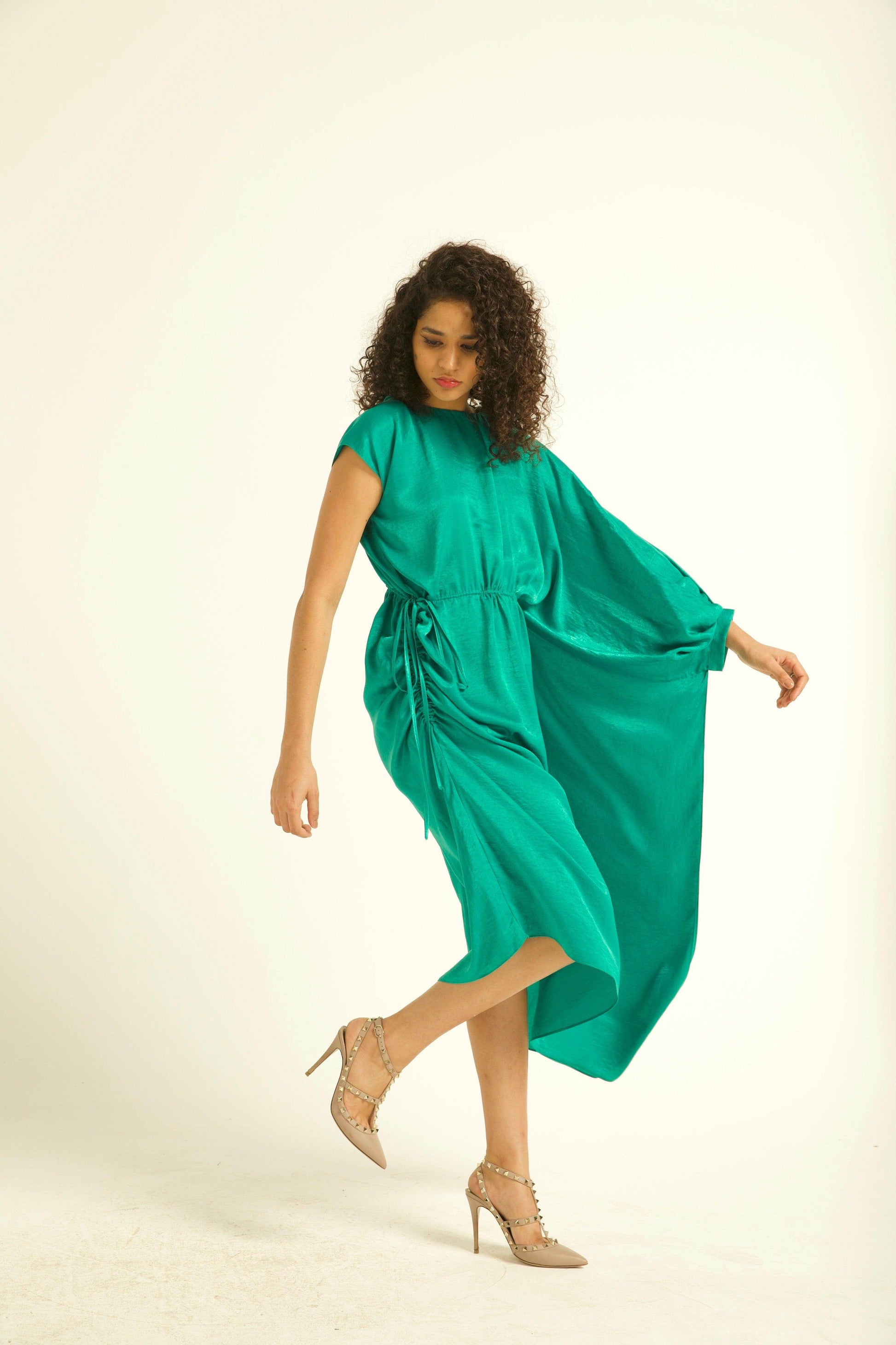 SINGLE SLEEVE DRAPED MIDI - dash and dot